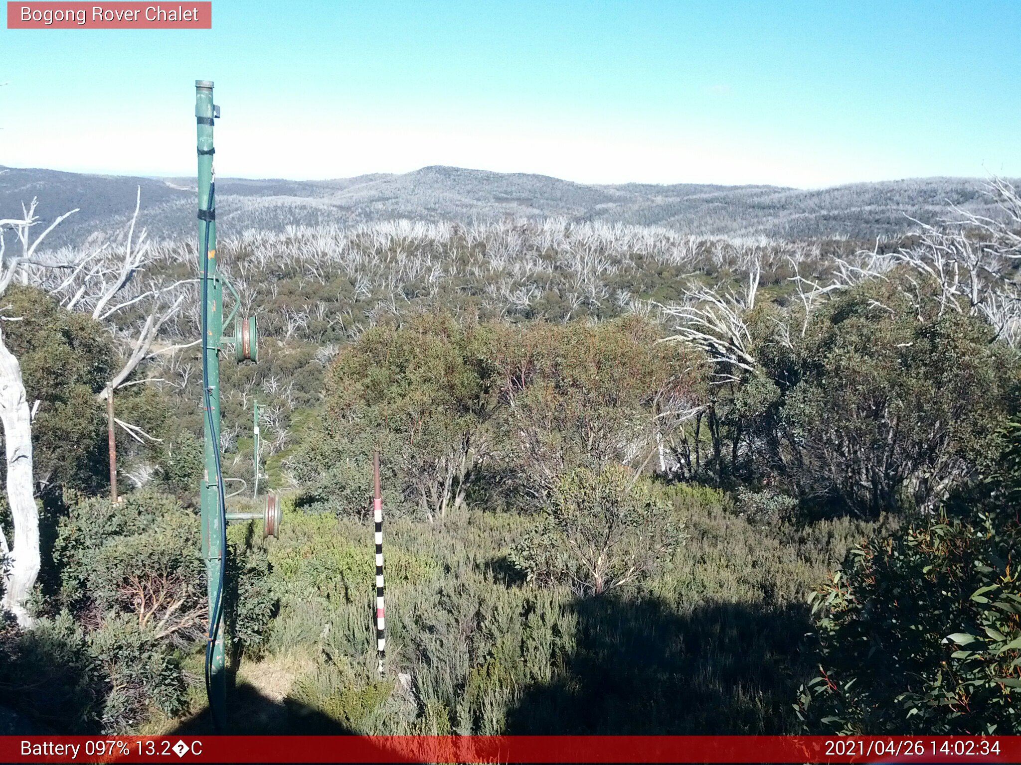 Bogong Web Cam 2:02pm Monday 26th of April 2021