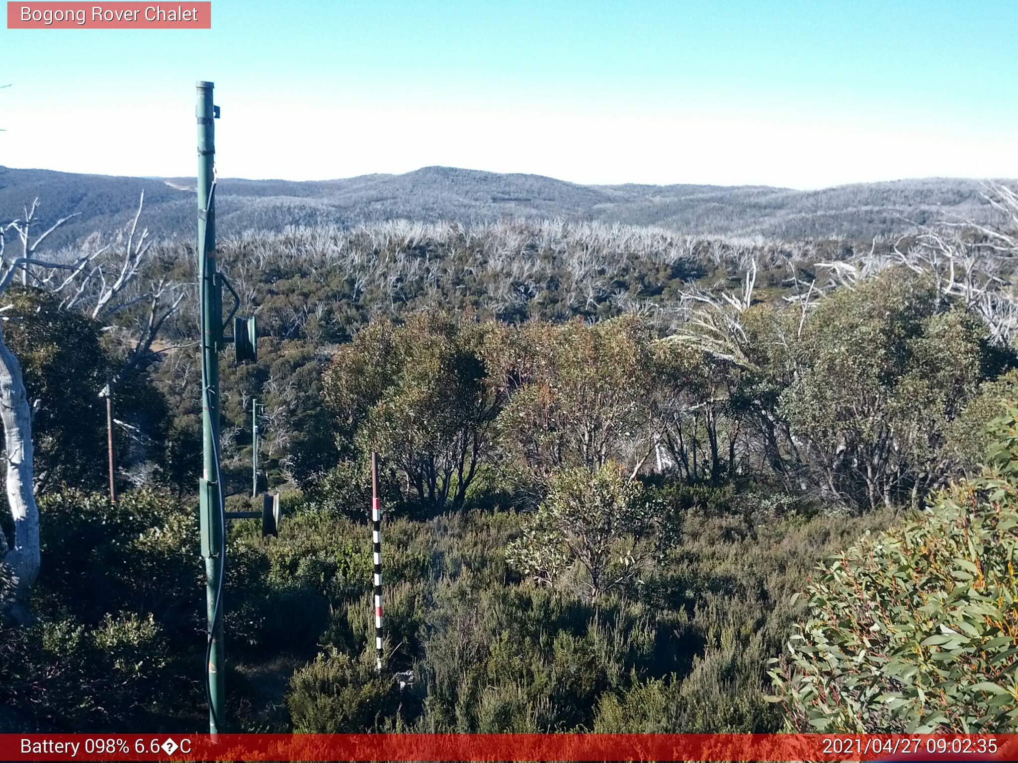 Bogong Web Cam 9:02am Tuesday 27th of April 2021