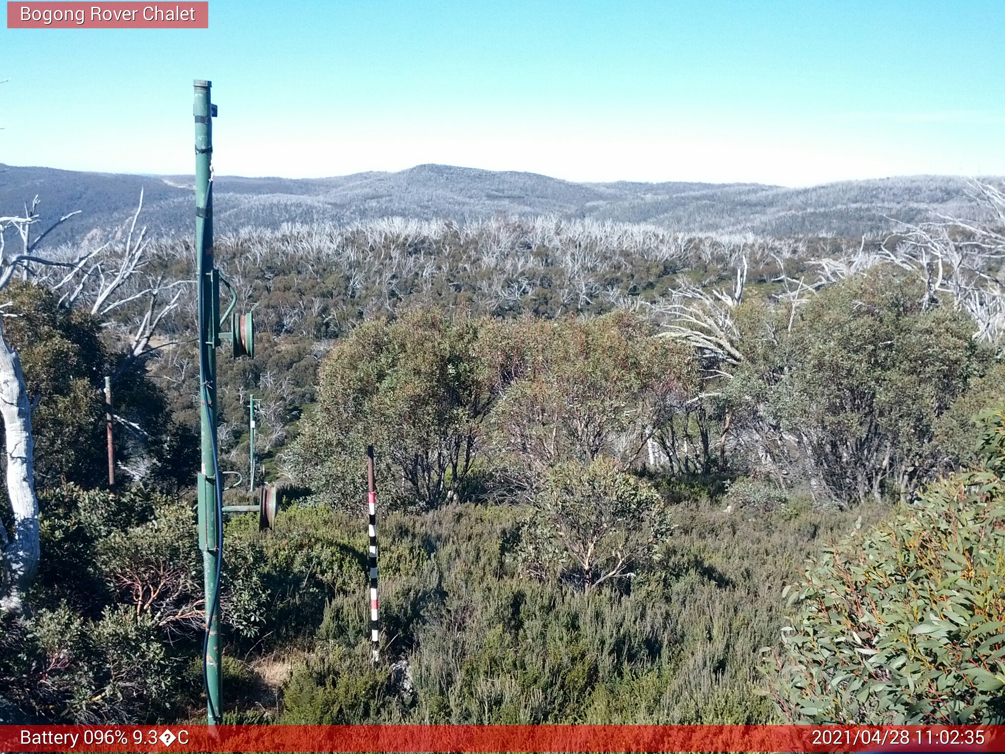 Bogong Web Cam 11:02am Wednesday 28th of April 2021