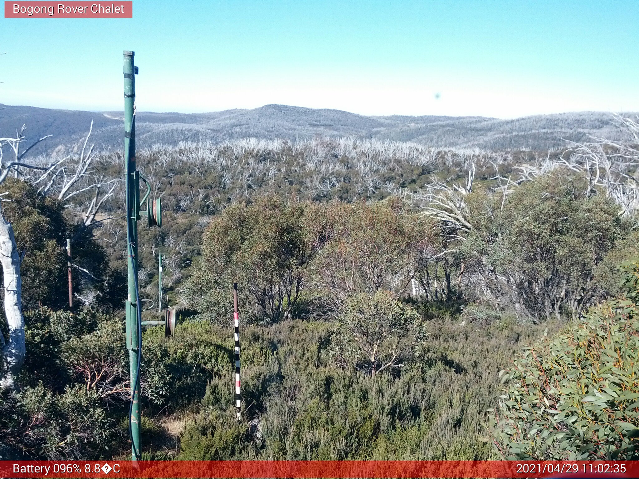 Bogong Web Cam 11:02am Thursday 29th of April 2021