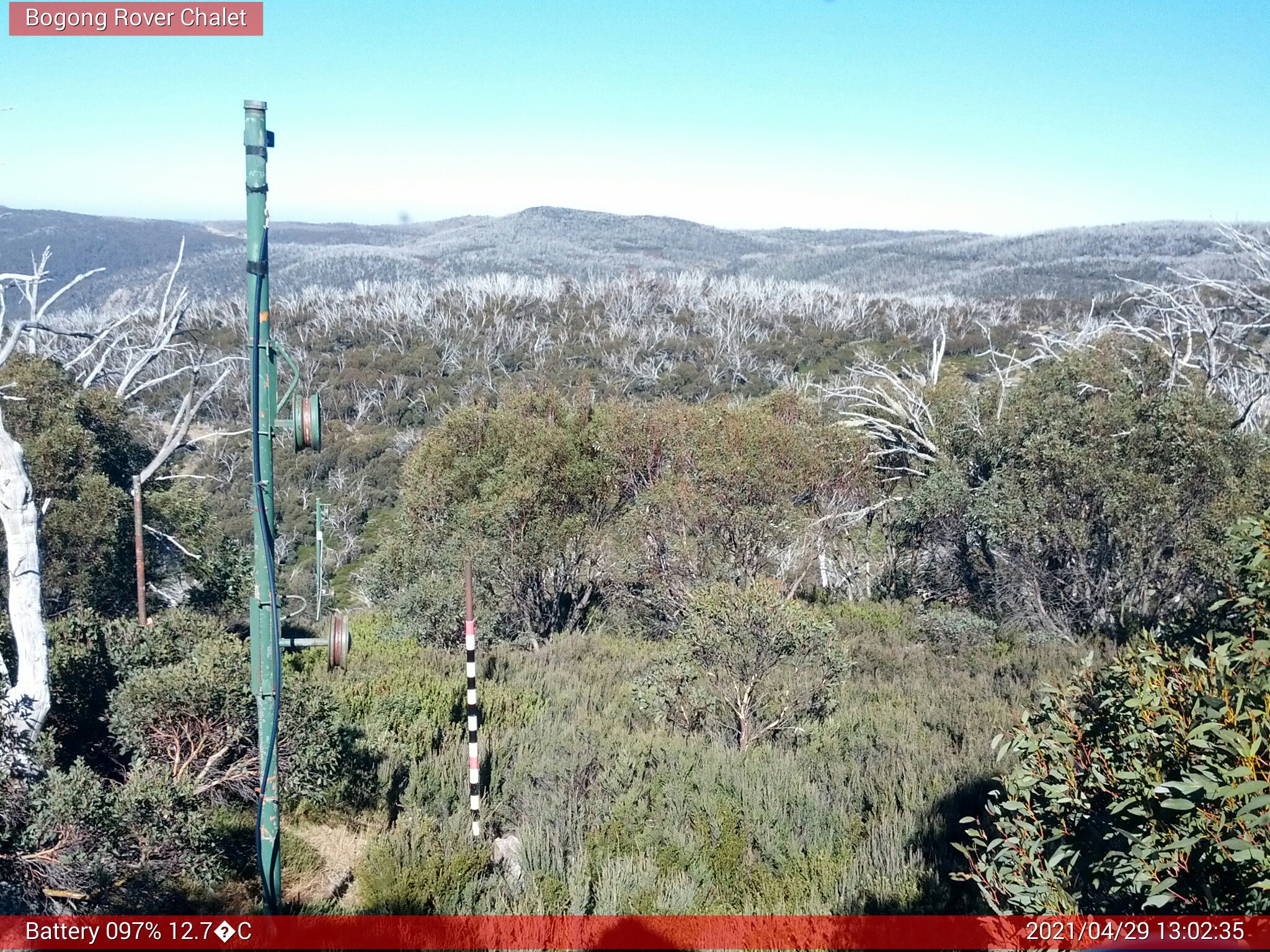 Bogong Web Cam 1:02pm Thursday 29th of April 2021