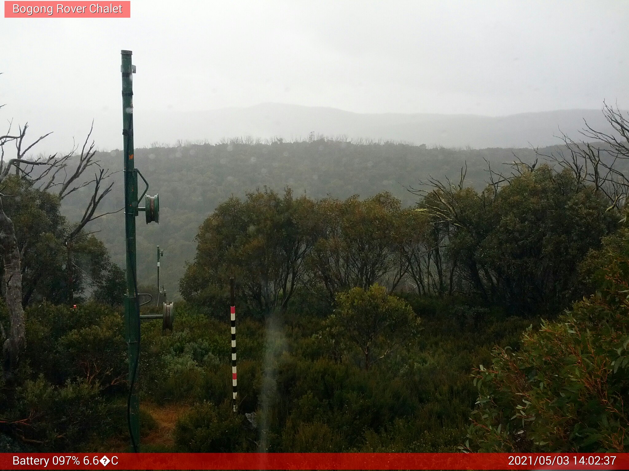 Bogong Web Cam 2:02pm Monday 3rd of May 2021