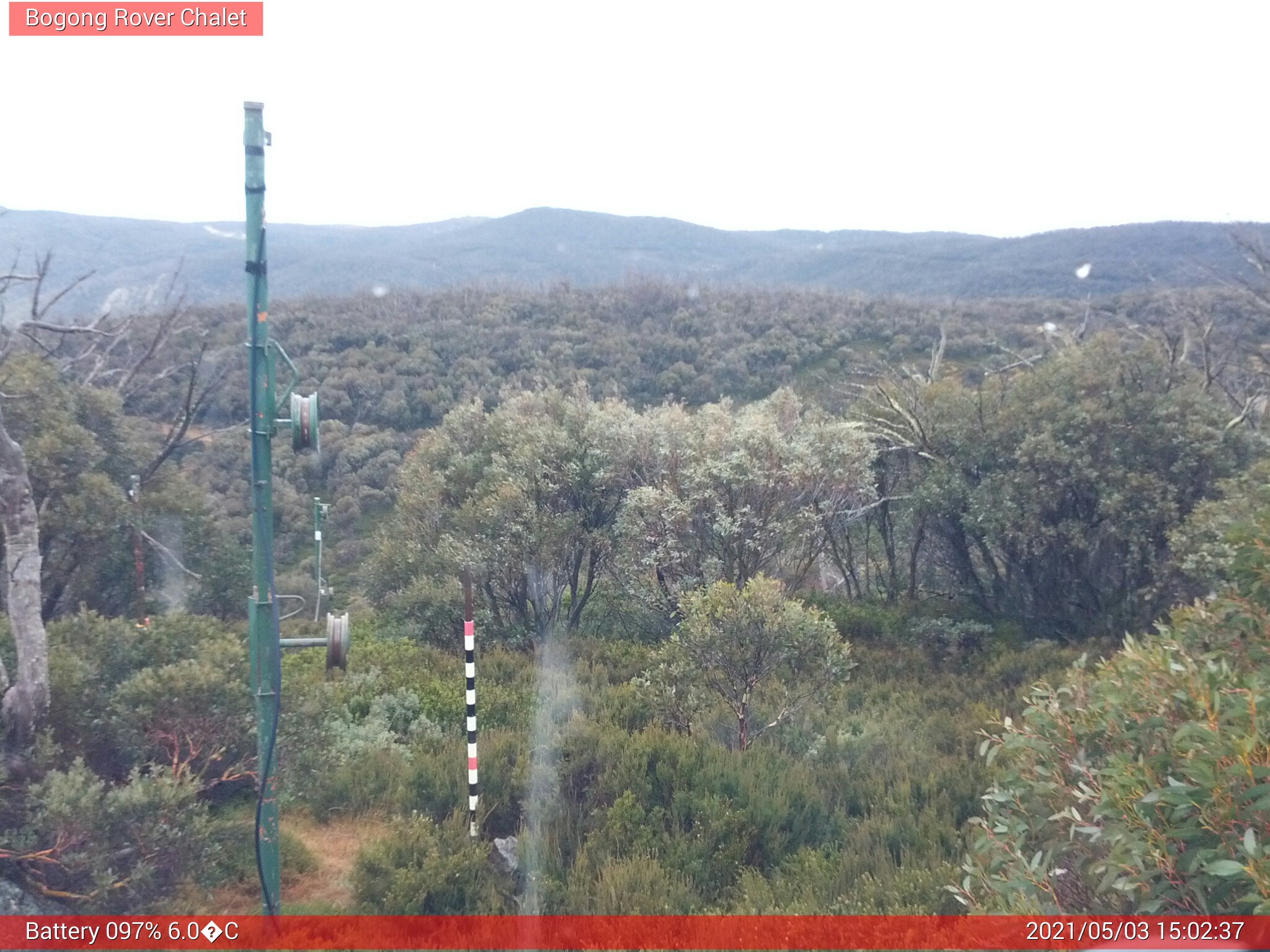 Bogong Web Cam 3:02pm Monday 3rd of May 2021