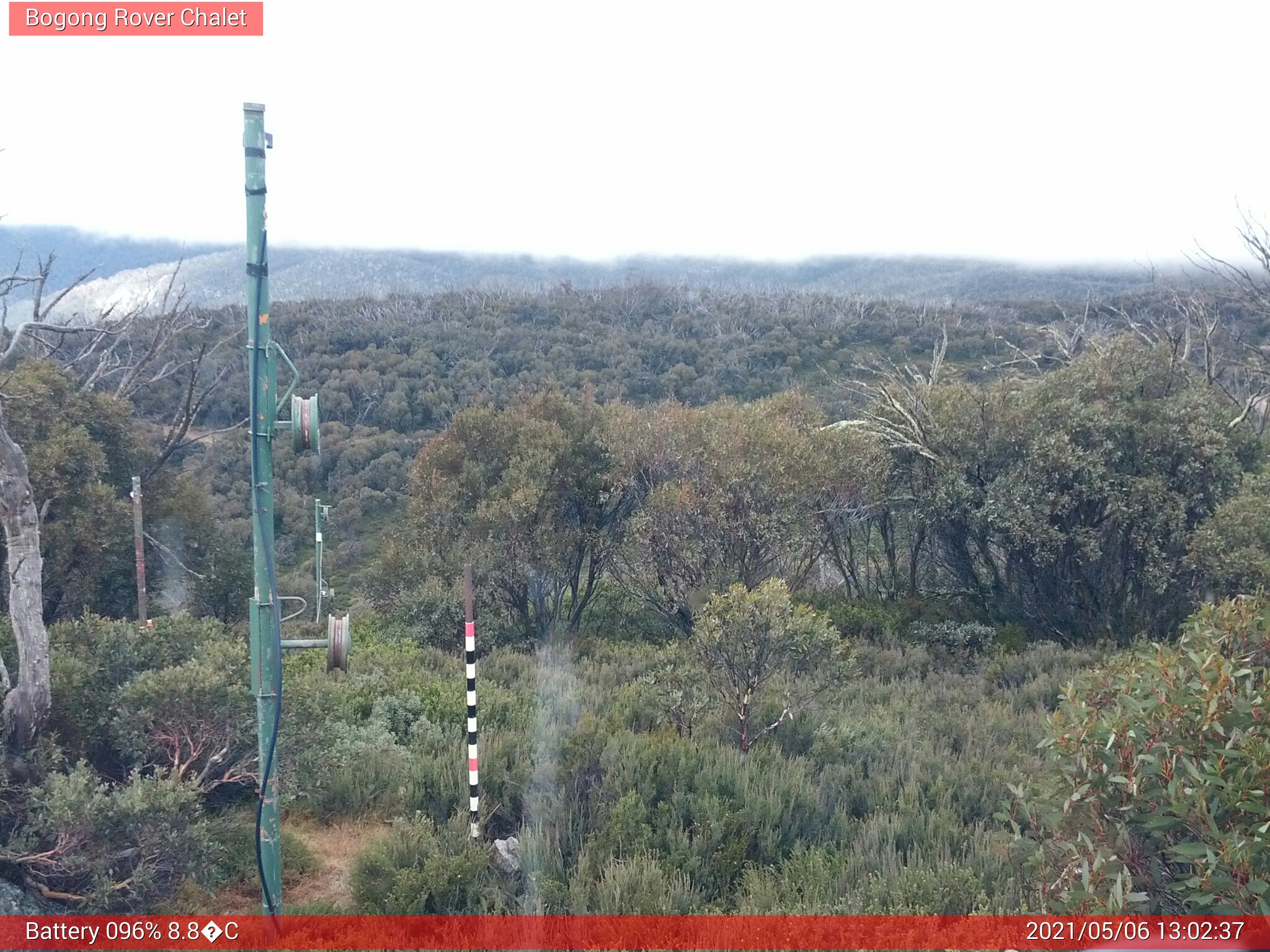 Bogong Web Cam 1:02pm Thursday 6th of May 2021