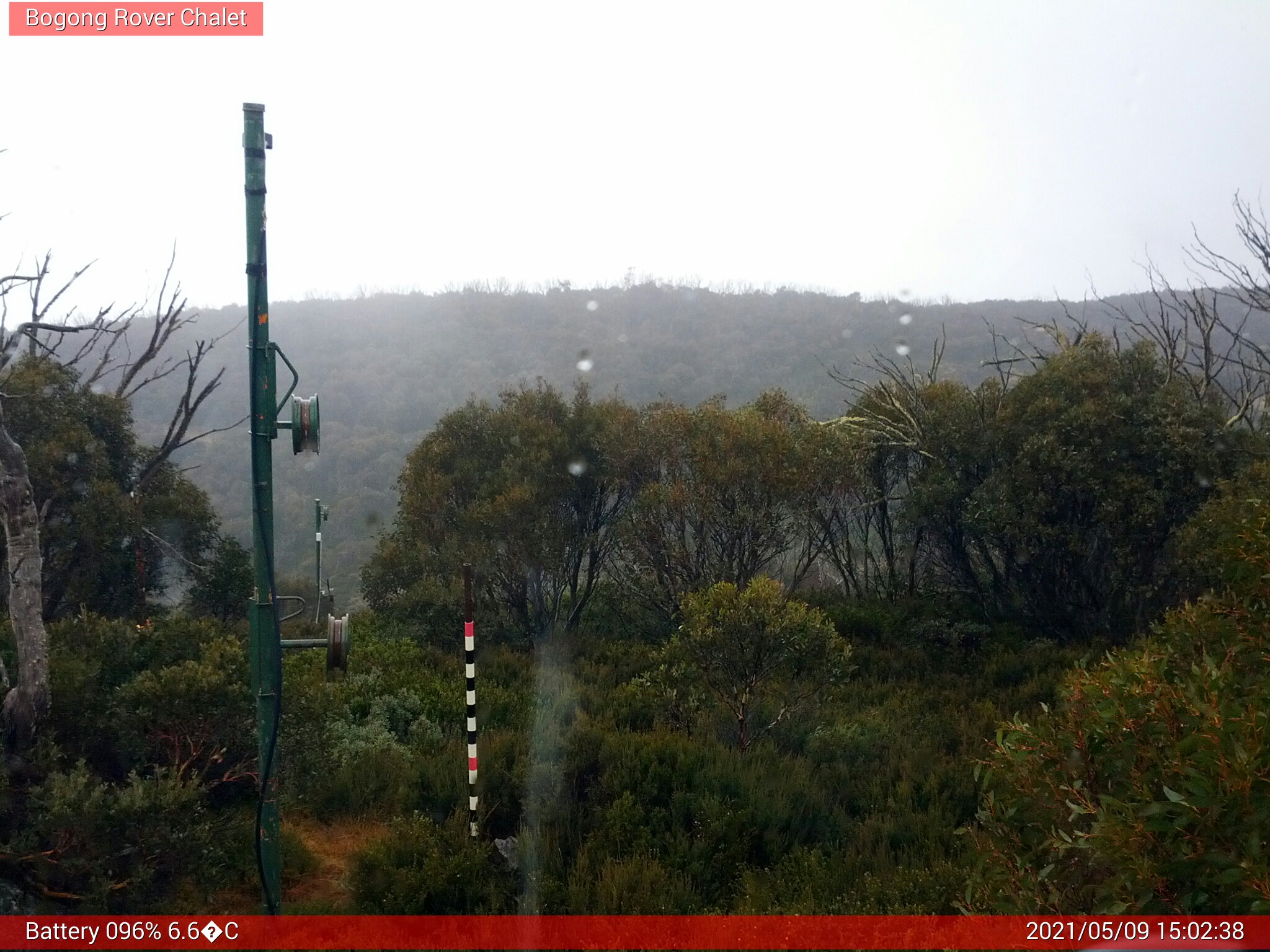 Bogong Web Cam 3:02pm Sunday 9th of May 2021