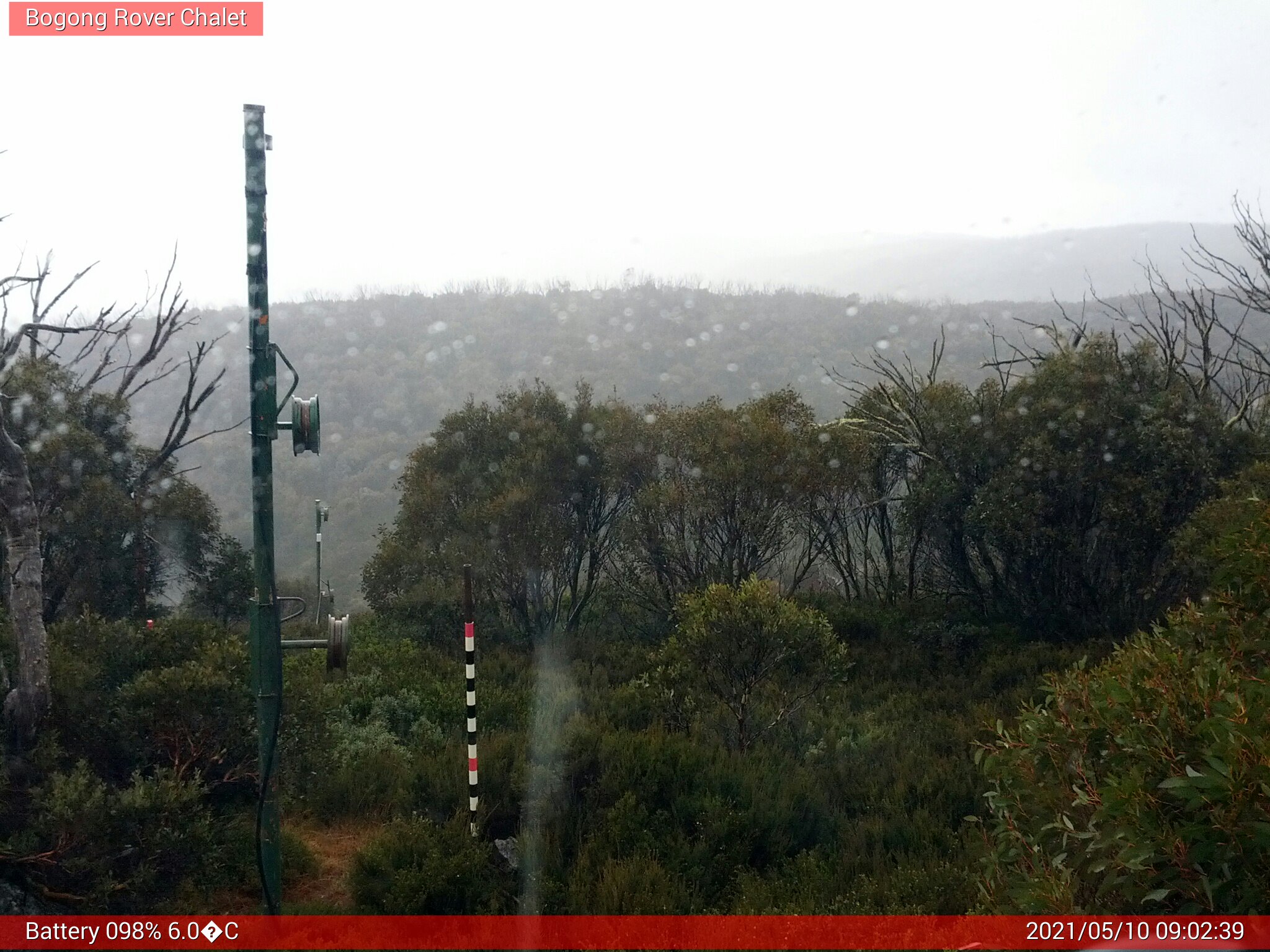 Bogong Web Cam 9:02am Monday 10th of May 2021