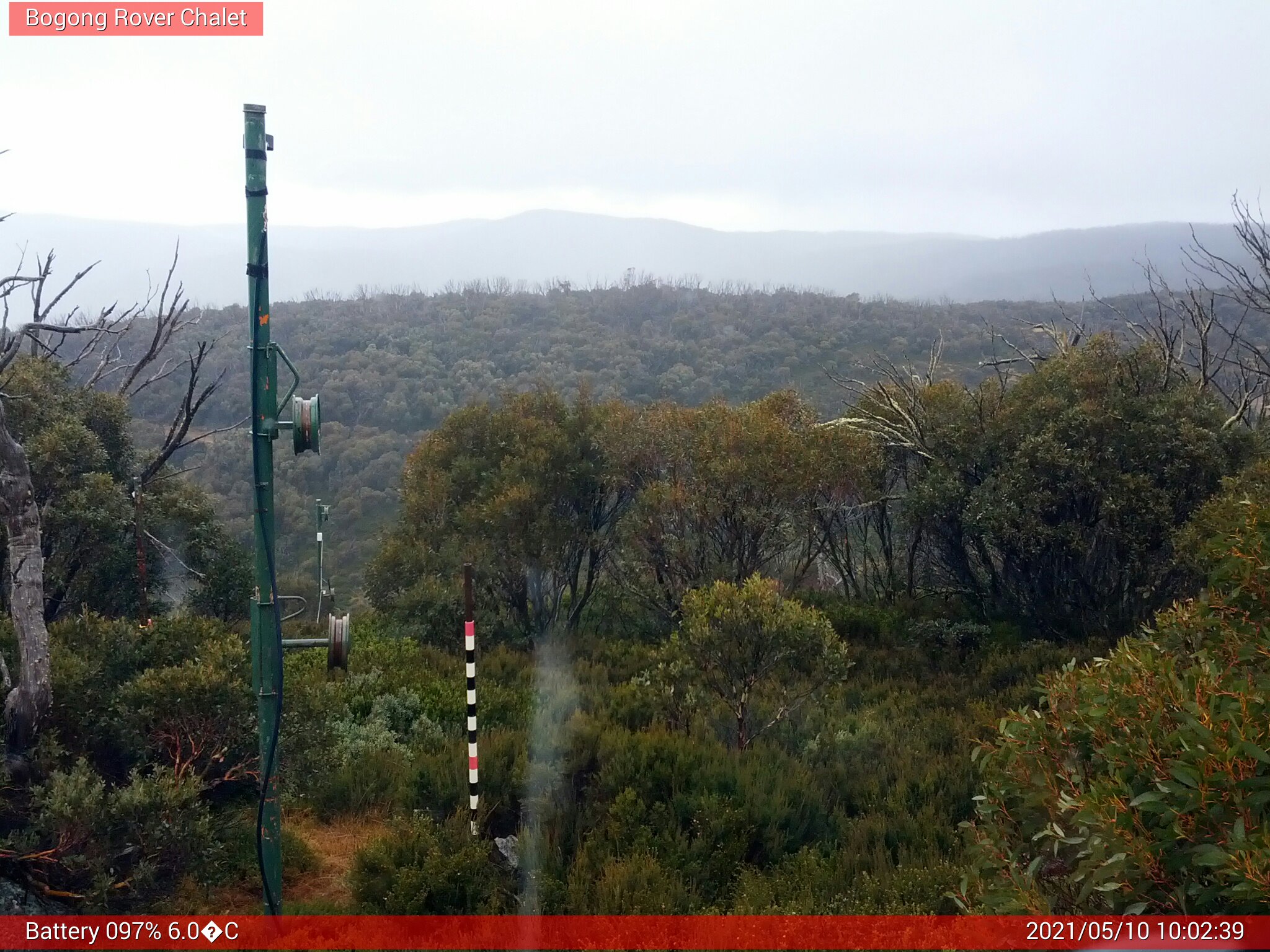 Bogong Web Cam 10:02am Monday 10th of May 2021