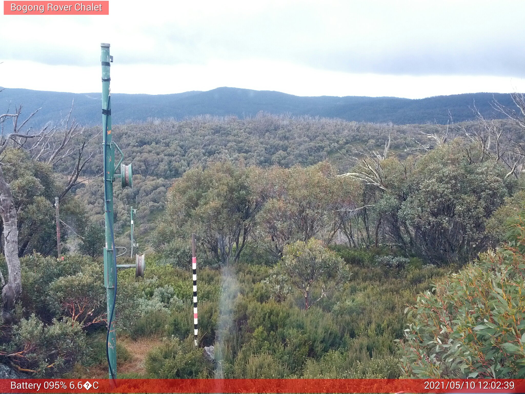 Bogong Web Cam 12:02pm Monday 10th of May 2021