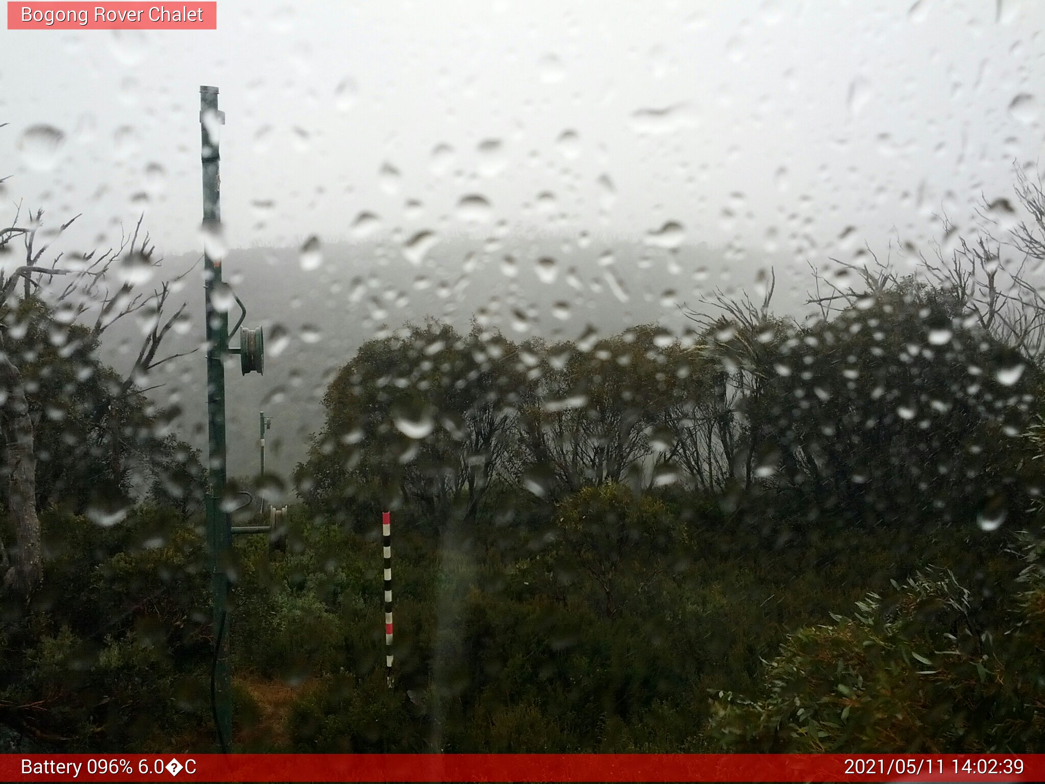 Bogong Web Cam 2:02pm Tuesday 11th of May 2021