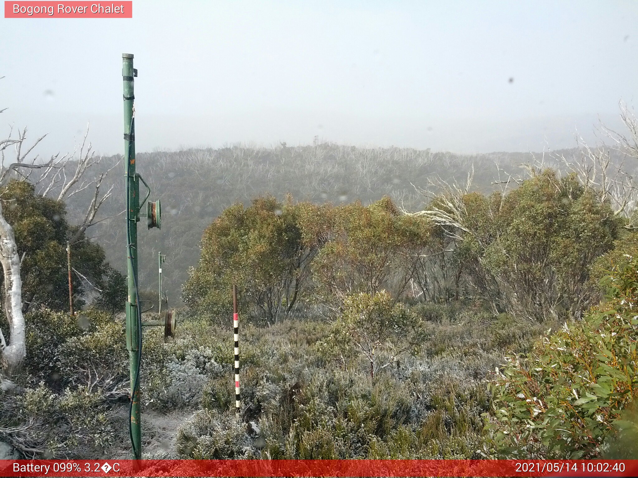 Bogong Web Cam 10:02am Friday 14th of May 2021