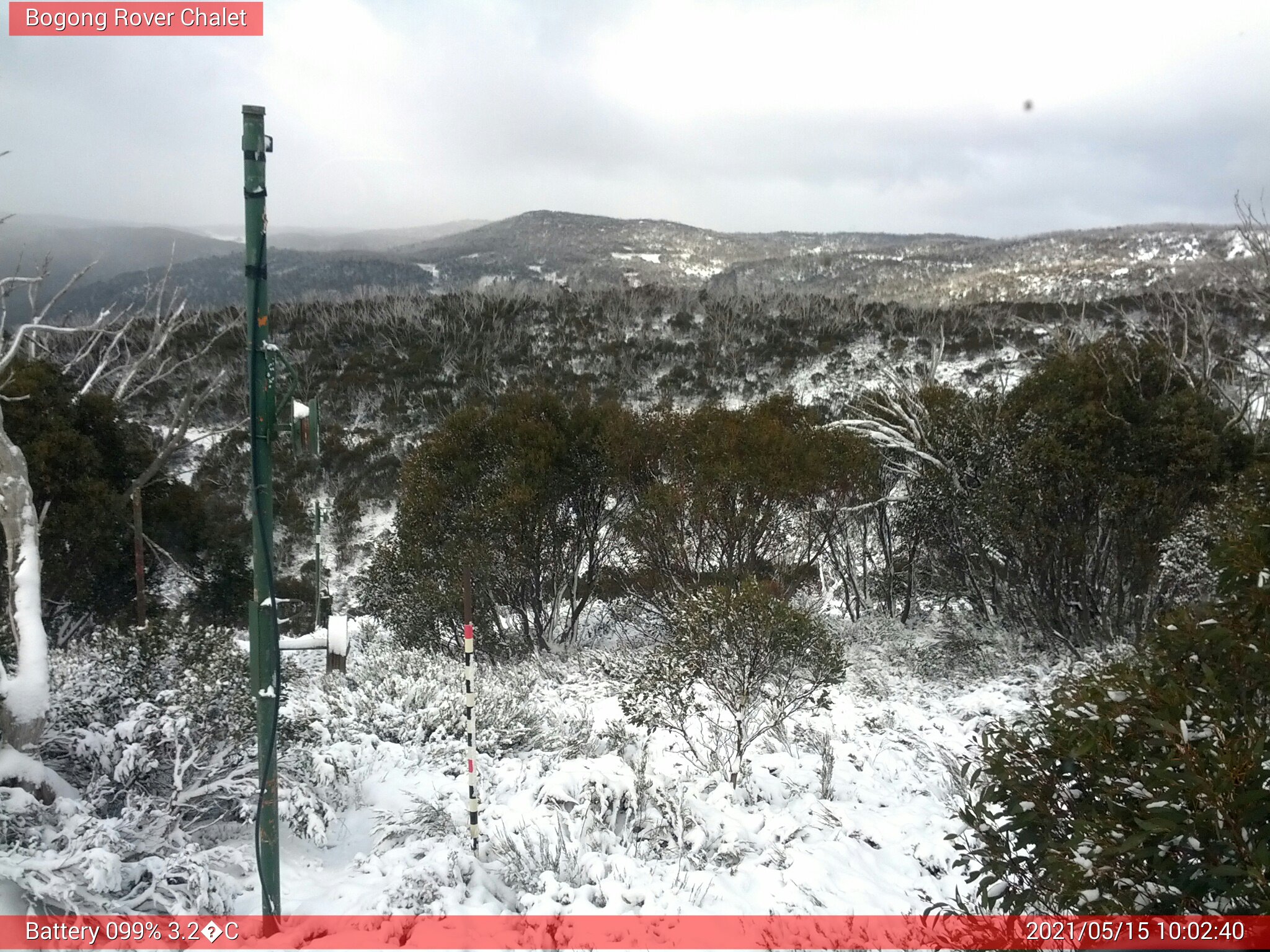 Bogong Web Cam 10:02am Saturday 15th of May 2021