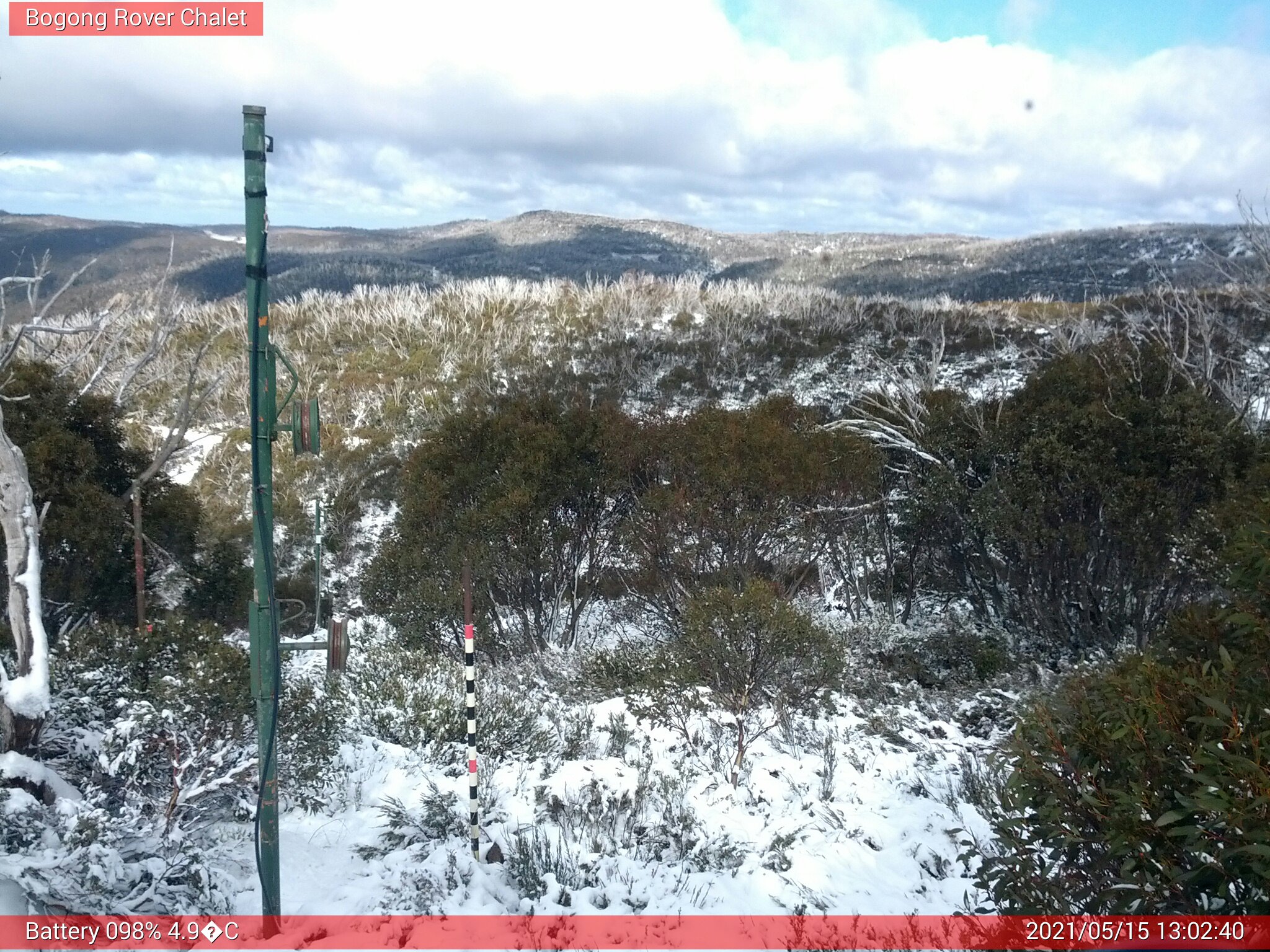 Bogong Web Cam 1:02pm Saturday 15th of May 2021