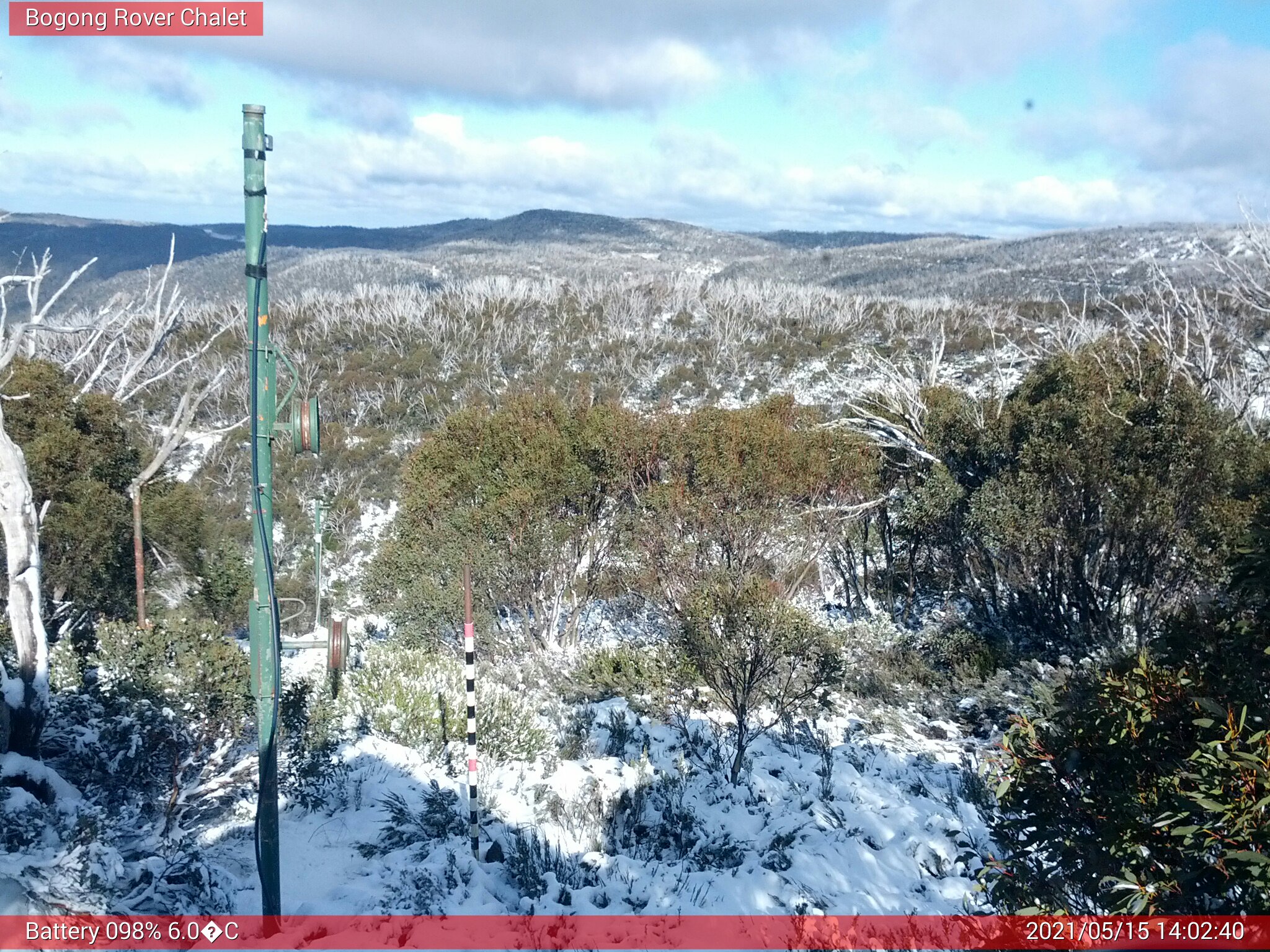 Bogong Web Cam 2:02pm Saturday 15th of May 2021