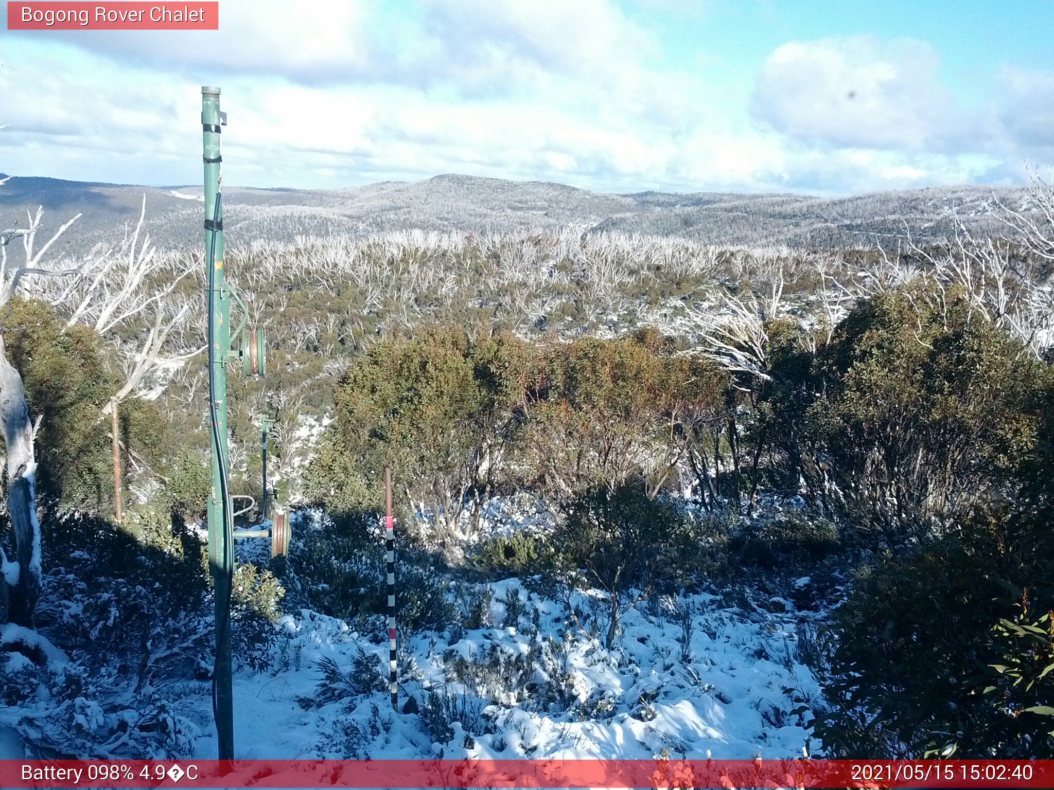 Bogong Web Cam 3:02pm Saturday 15th of May 2021