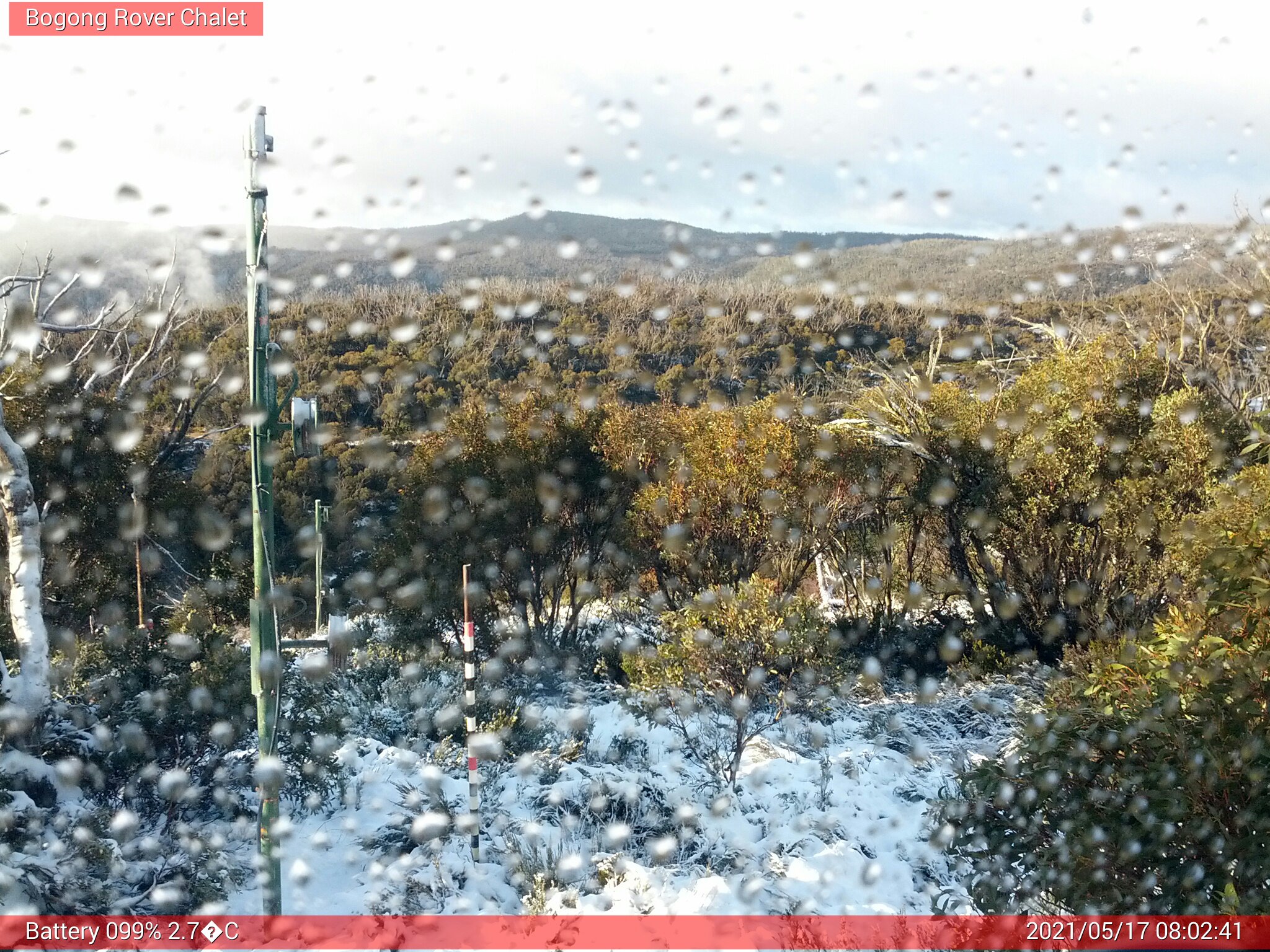 Bogong Web Cam 8:02am Monday 17th of May 2021