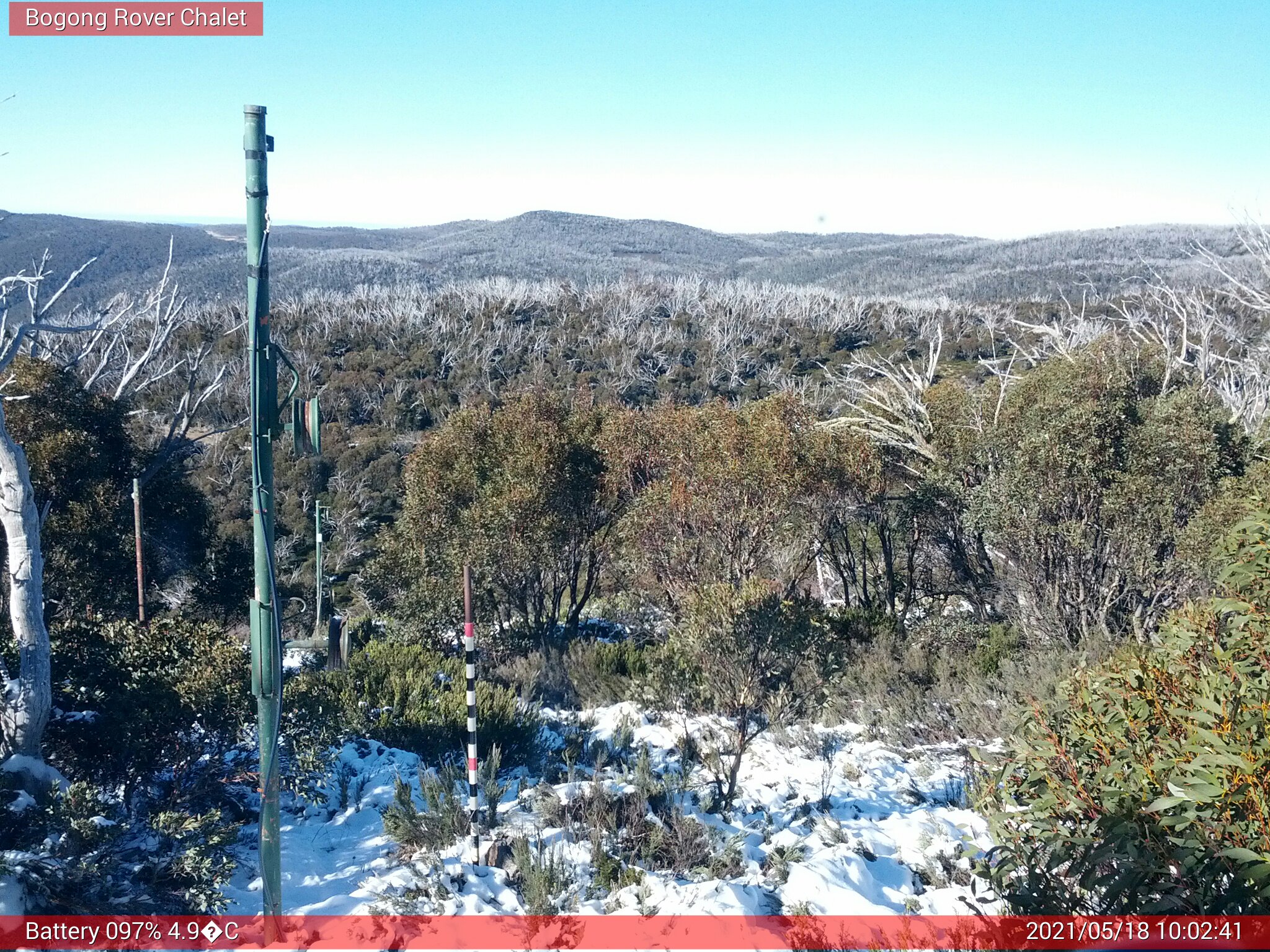 Bogong Web Cam 10:02am Tuesday 18th of May 2021