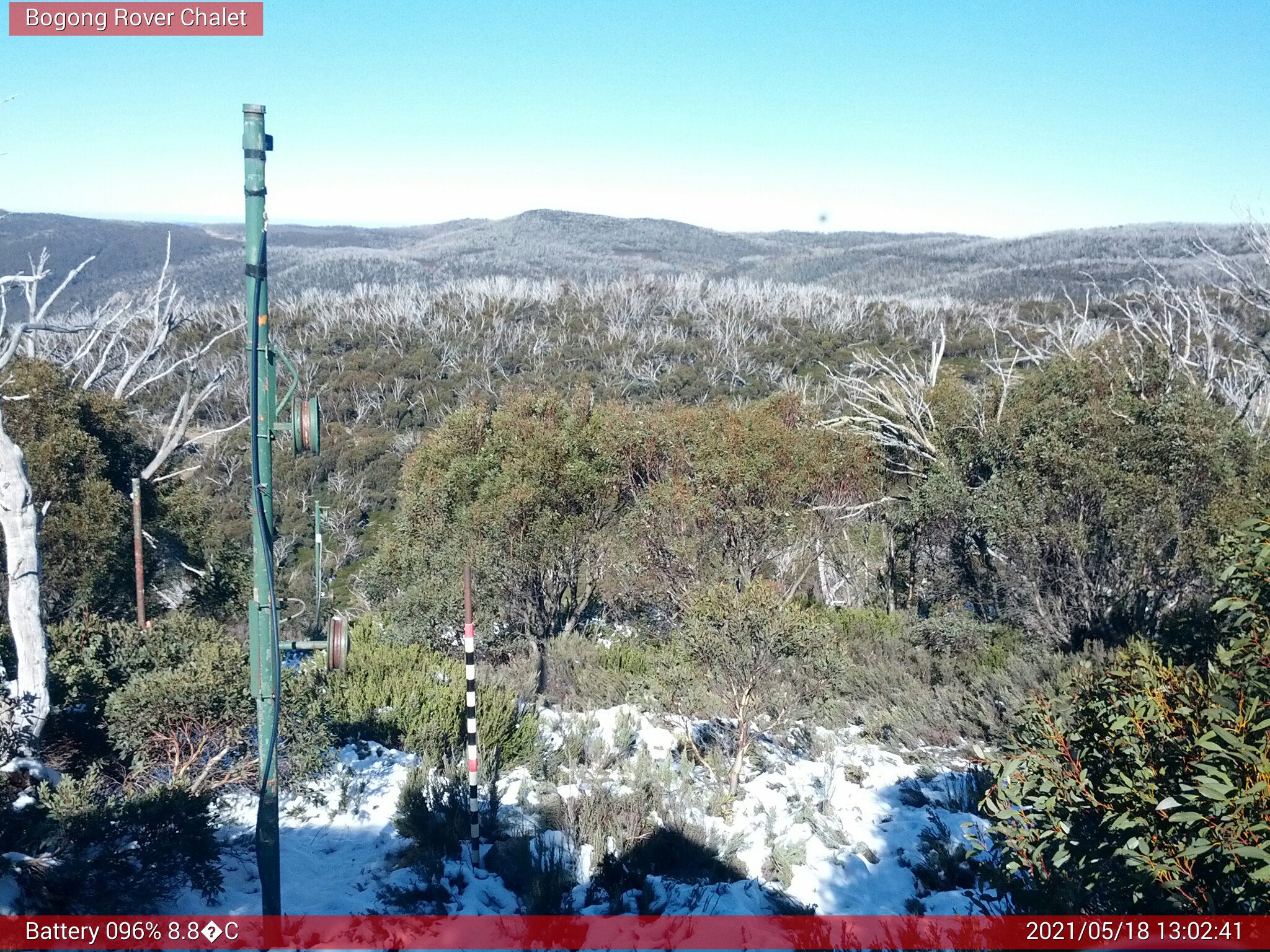 Bogong Web Cam 1:02pm Tuesday 18th of May 2021