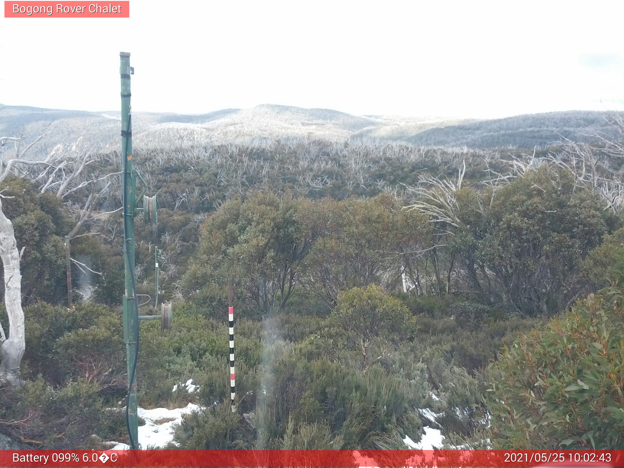 Bogong Web Cam 10:02am Tuesday 25th of May 2021