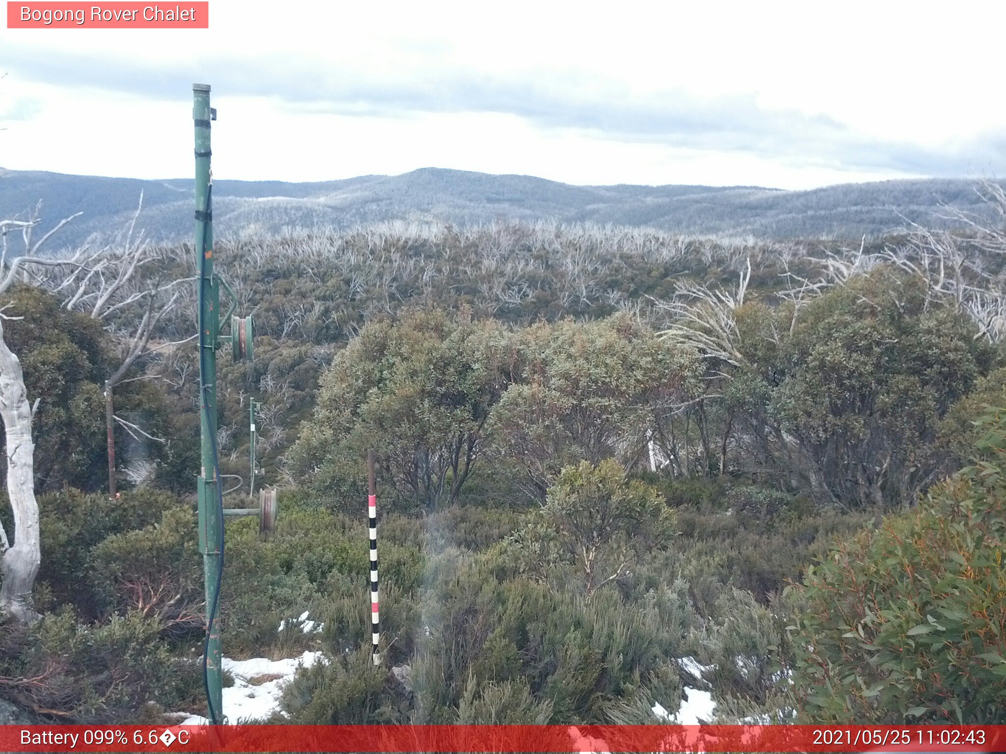 Bogong Web Cam 11:02am Tuesday 25th of May 2021