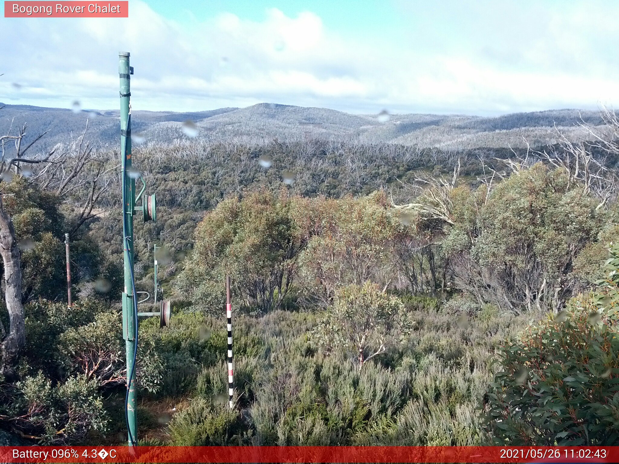 Bogong Web Cam 11:02am Wednesday 26th of May 2021