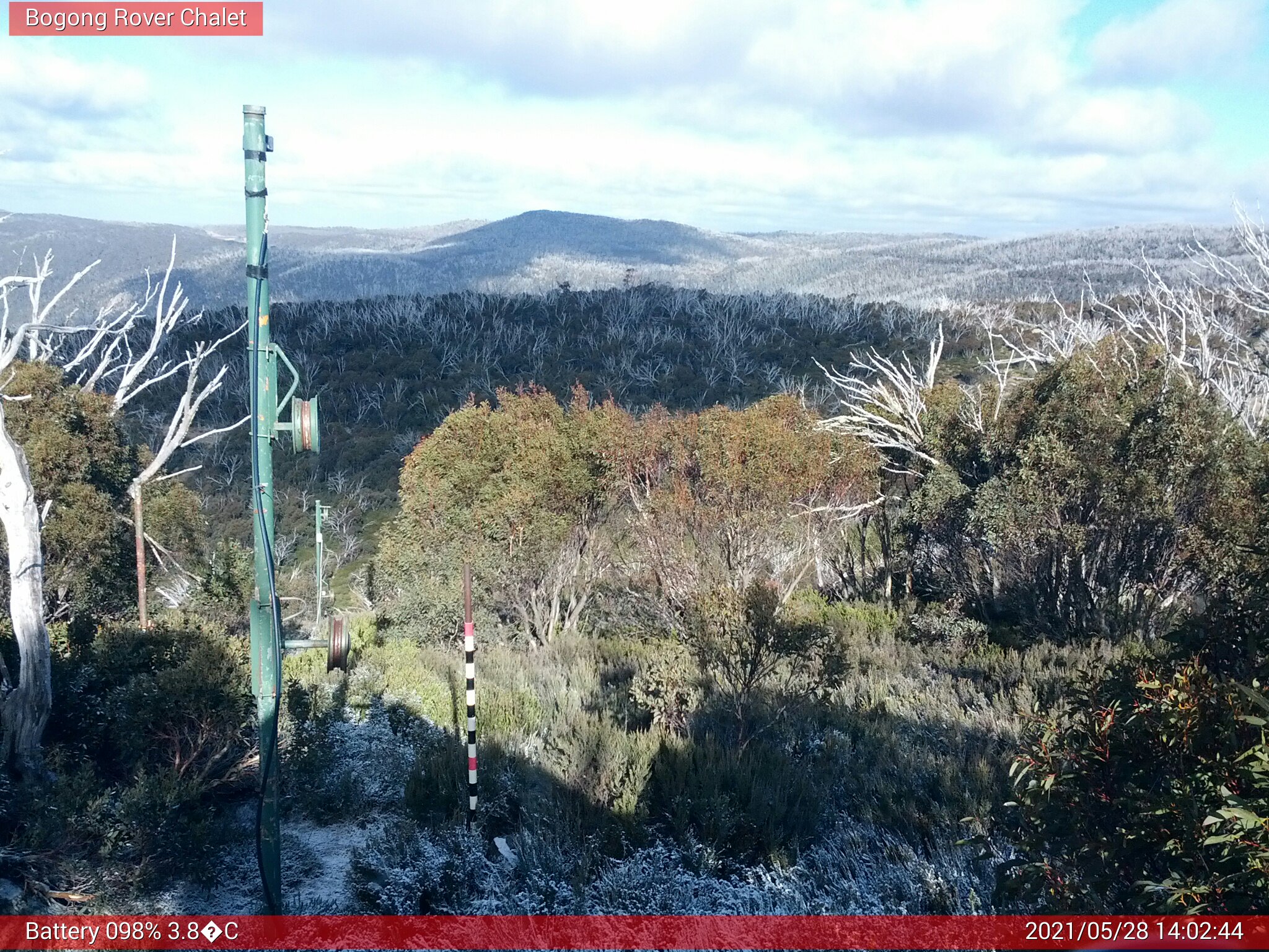 Bogong Web Cam 2:02pm Friday 28th of May 2021