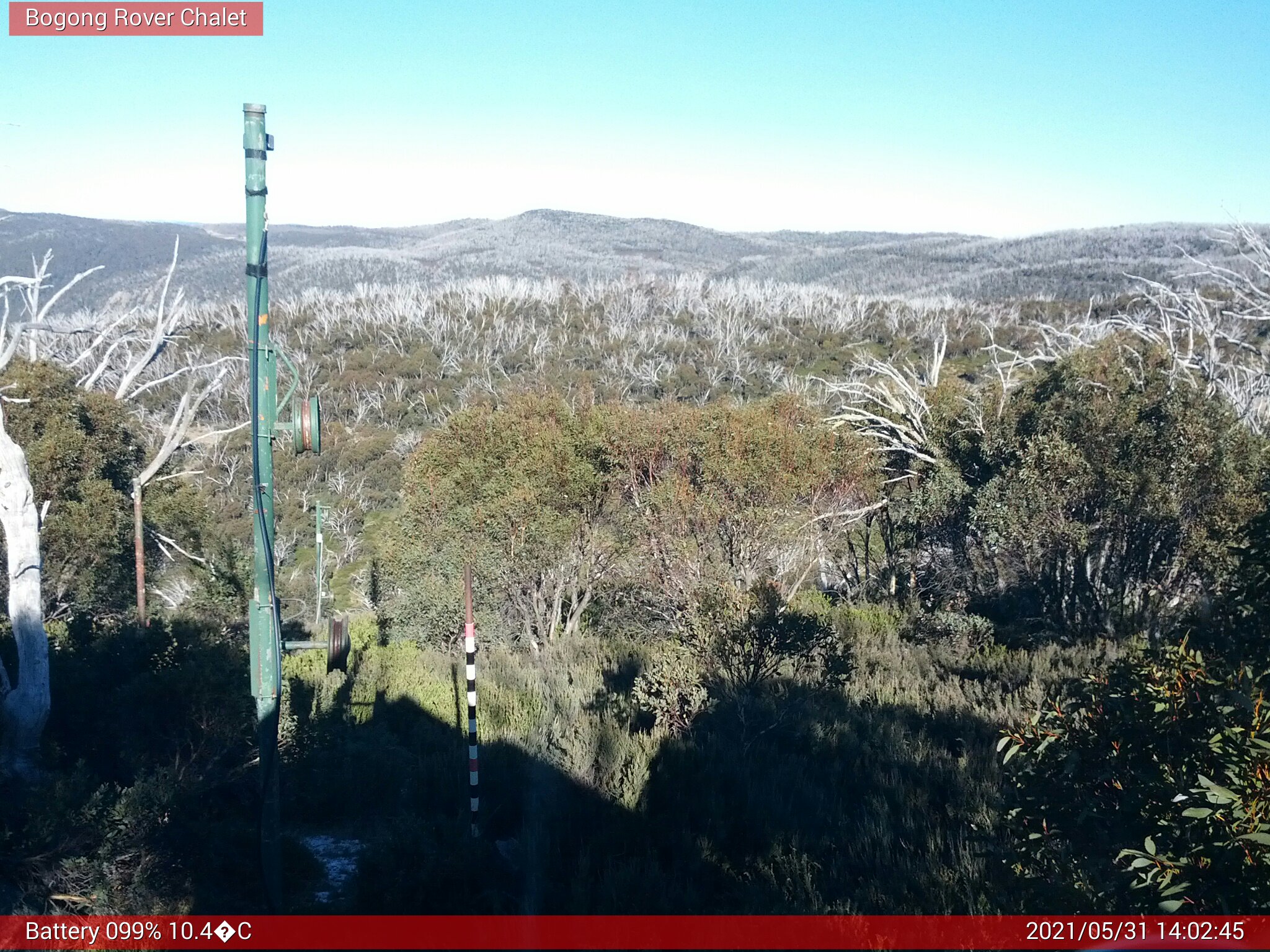 Bogong Web Cam 2:02pm Monday 31st of May 2021