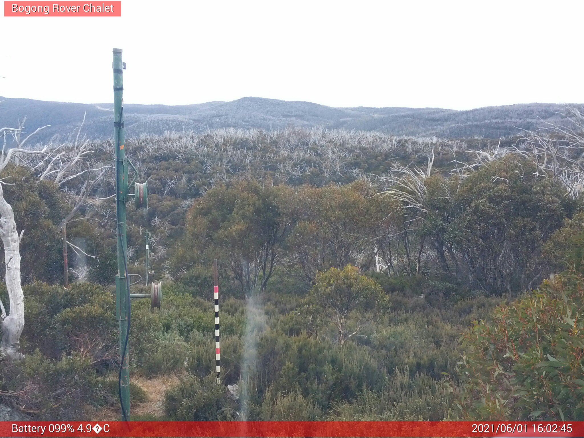 Bogong Web Cam 4:02pm Tuesday 1st of June 2021