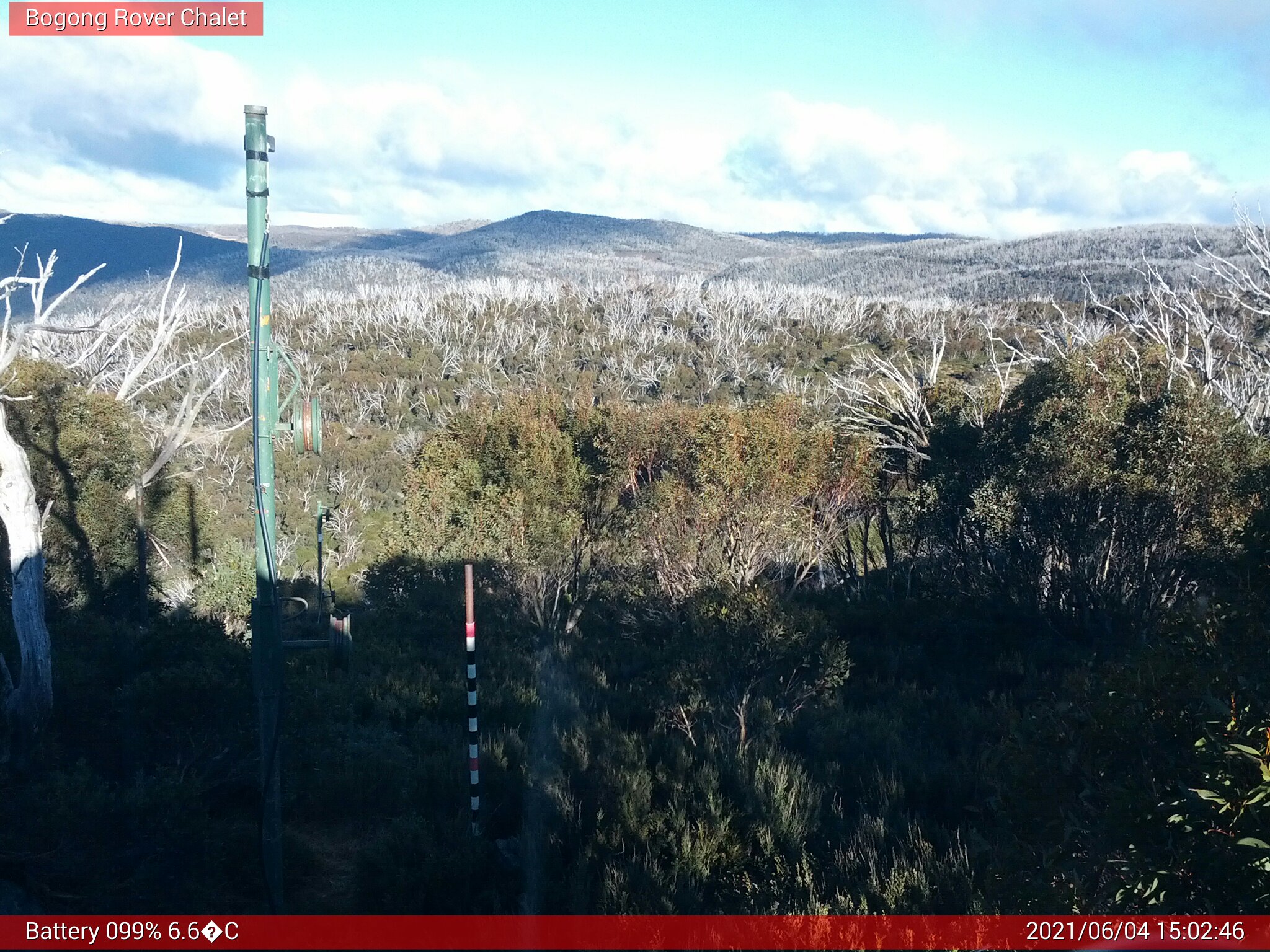 Bogong Web Cam 3:02pm Friday 4th of June 2021