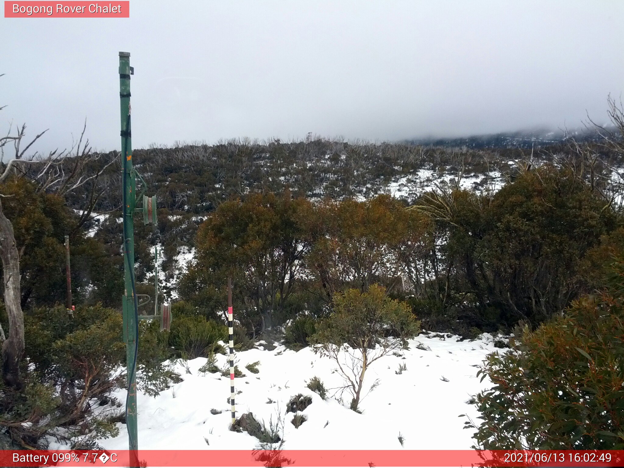 Bogong Web Cam 4:02pm Sunday 13th of June 2021