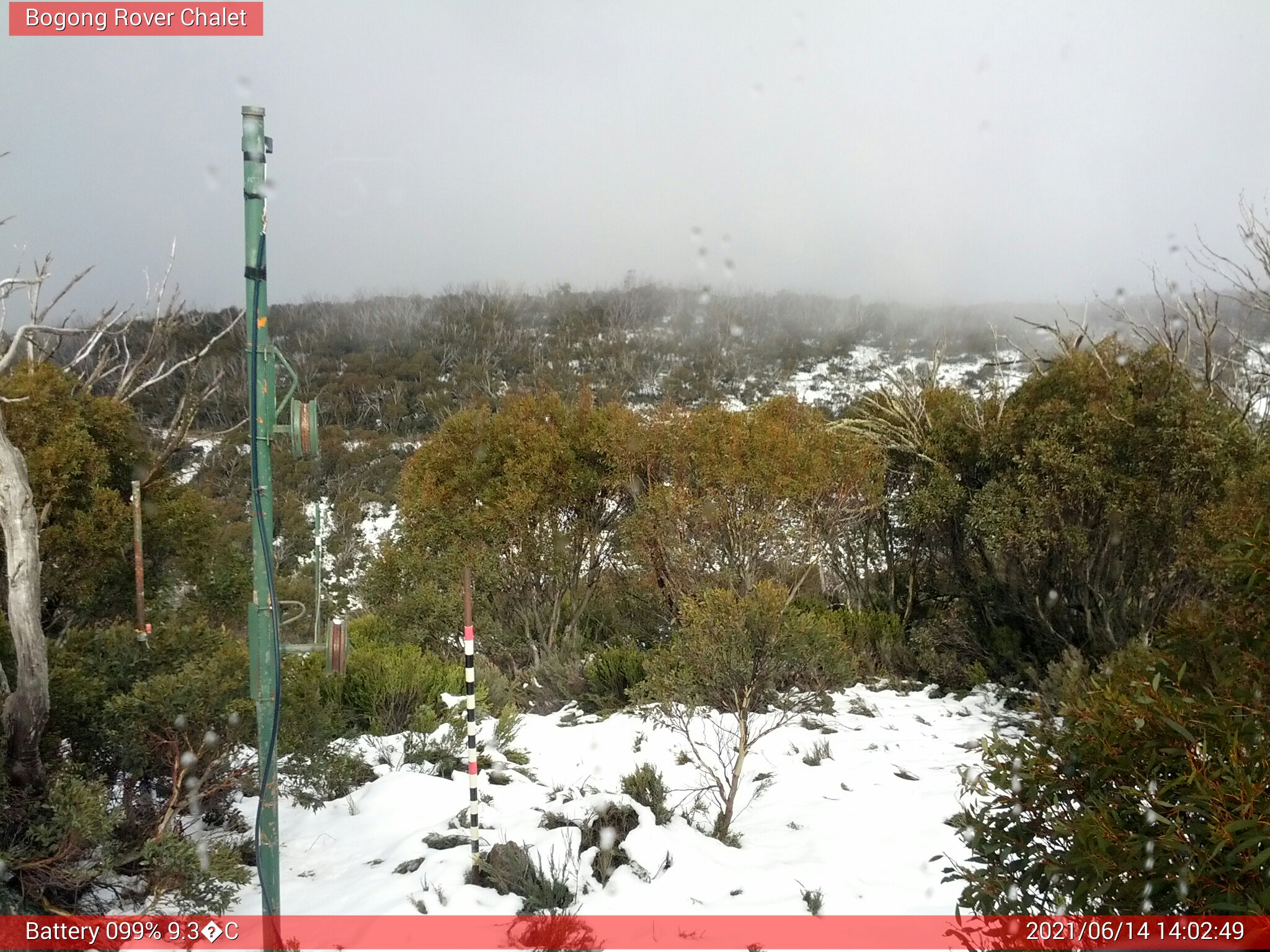 Bogong Web Cam 2:02pm Monday 14th of June 2021