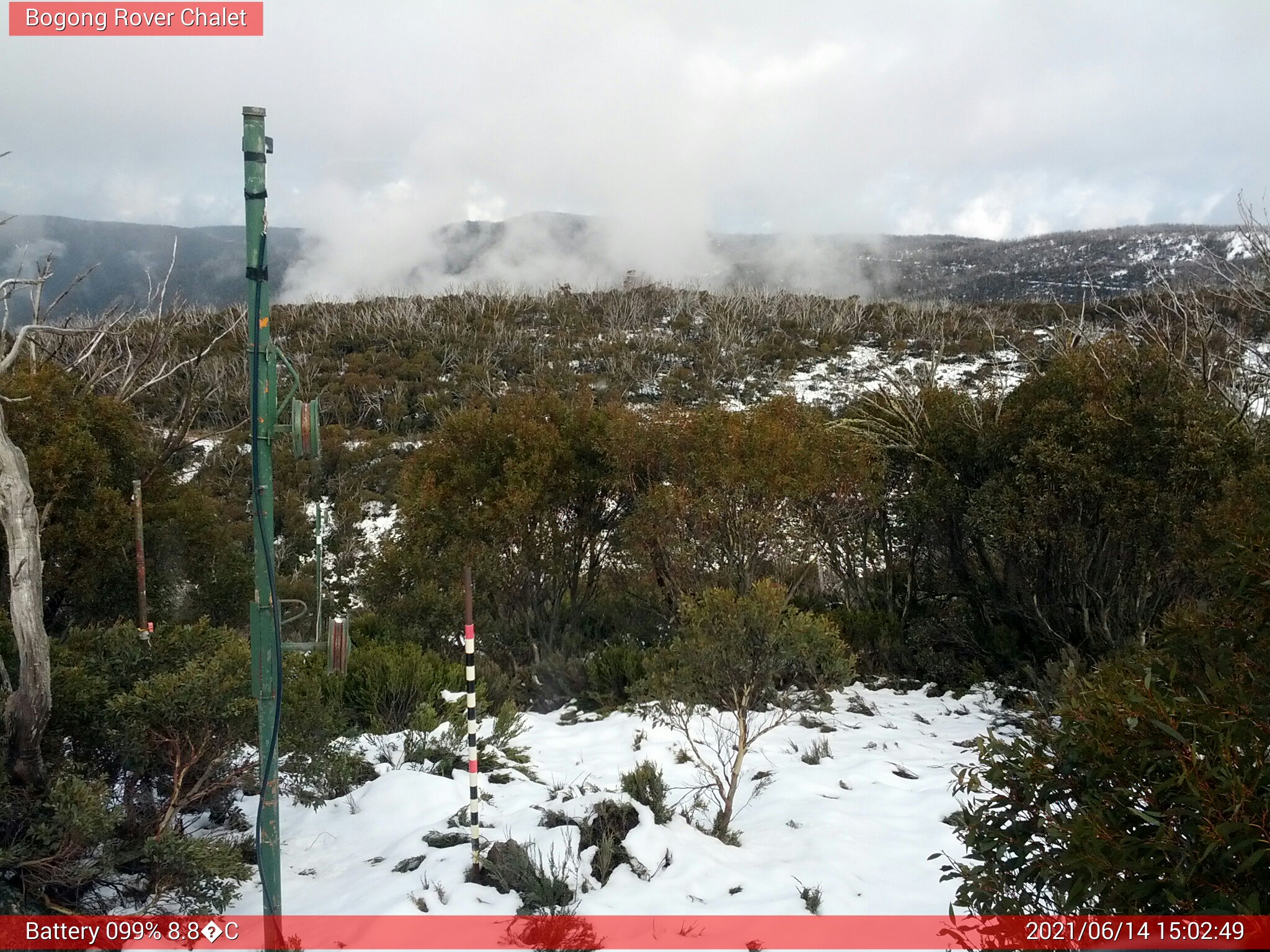 Bogong Web Cam 3:02pm Monday 14th of June 2021