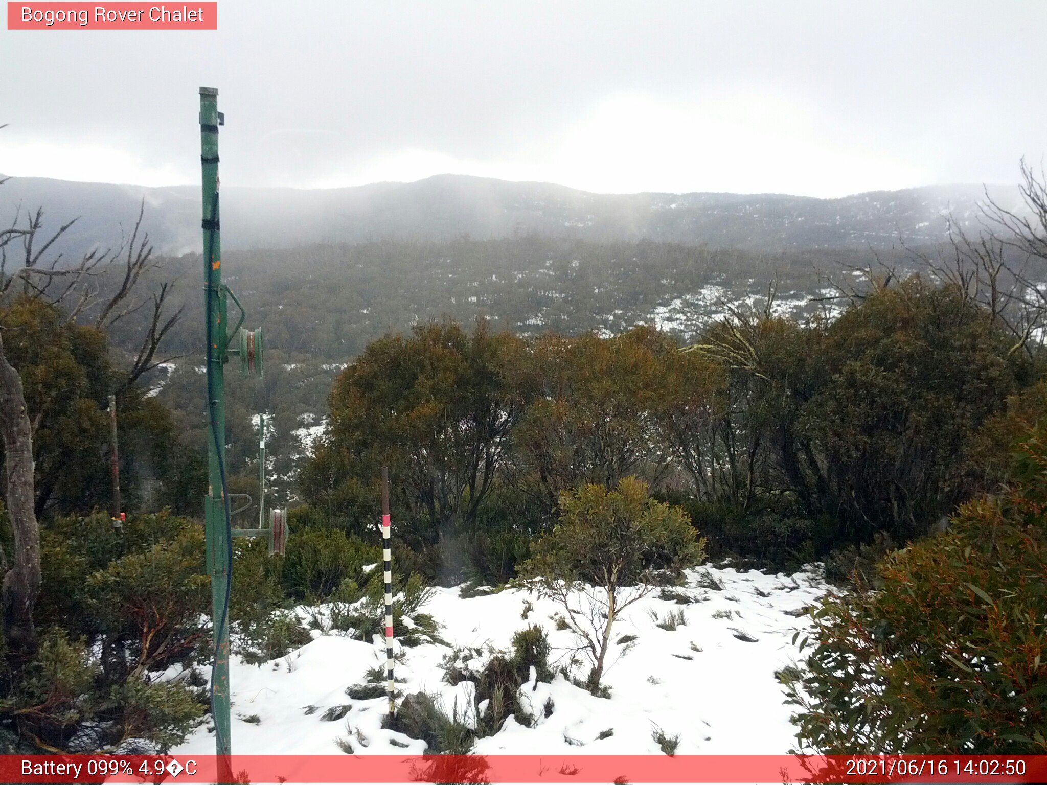 Bogong Web Cam 2:02pm Wednesday 16th of June 2021