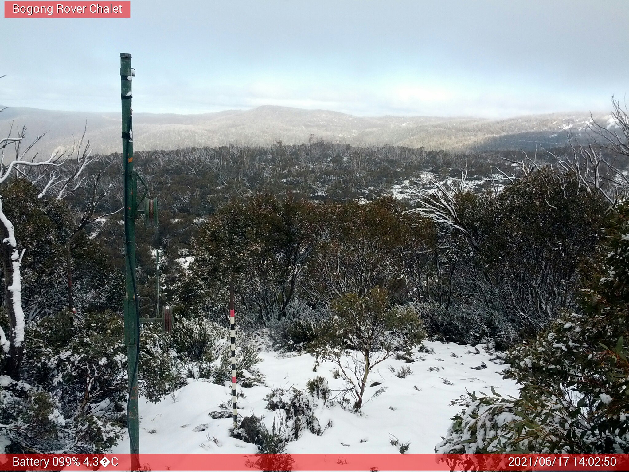 Bogong Web Cam 2:02pm Thursday 17th of June 2021