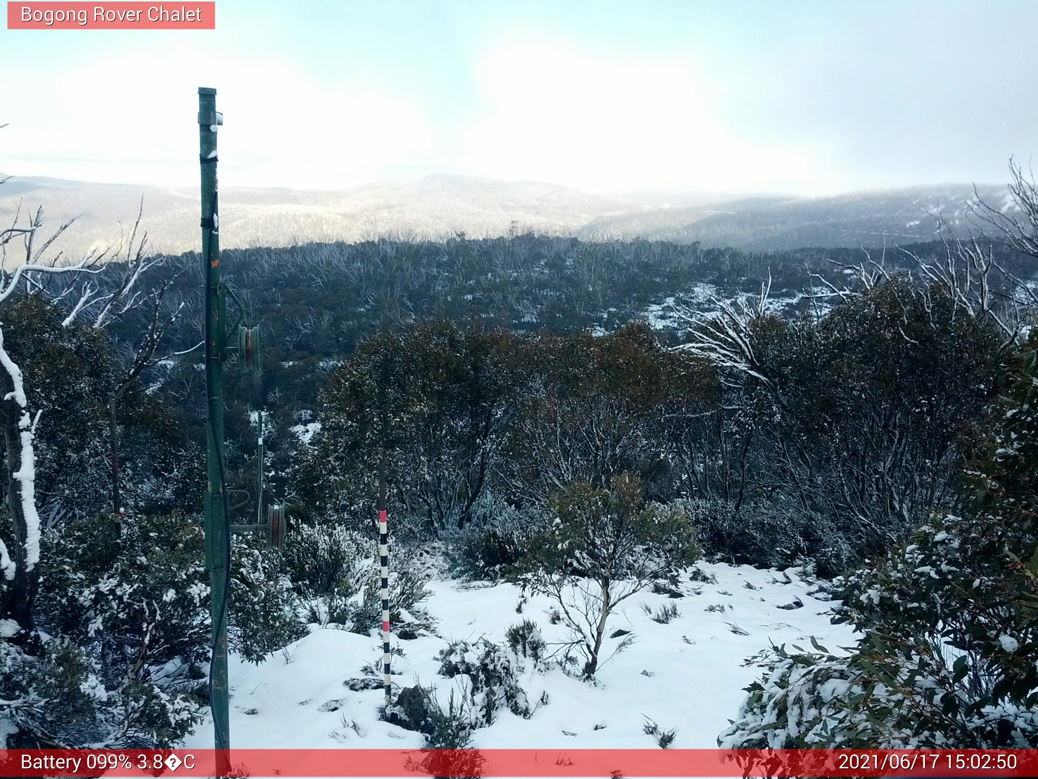 Bogong Web Cam 3:02pm Thursday 17th of June 2021