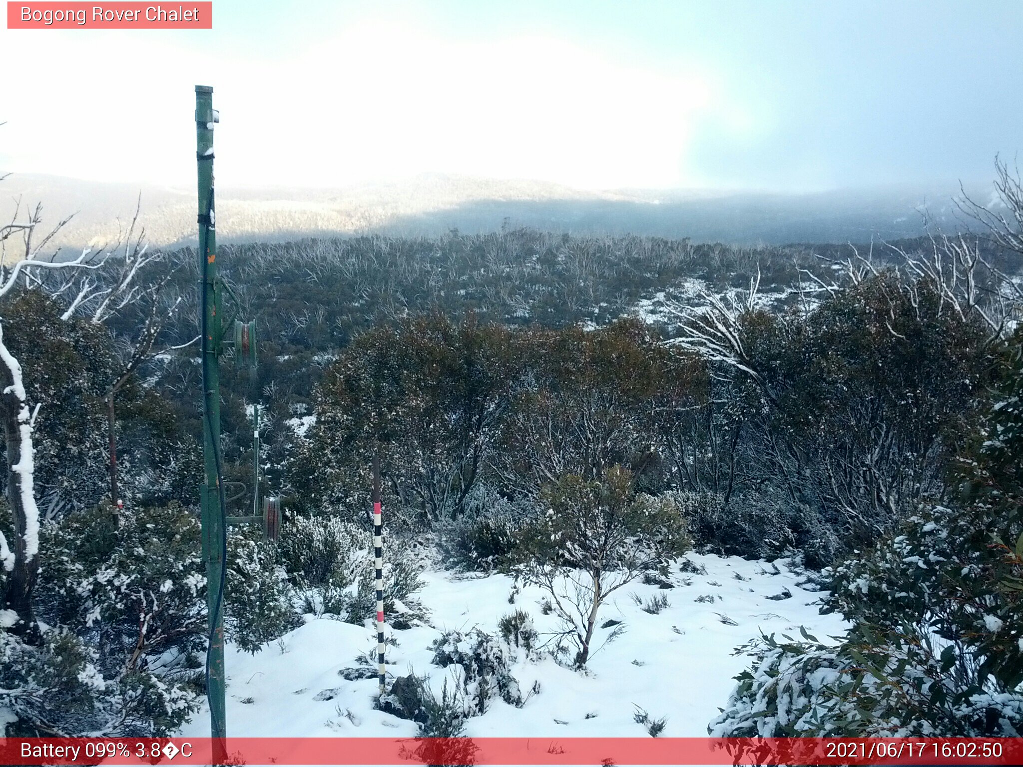 Bogong Web Cam 4:02pm Thursday 17th of June 2021