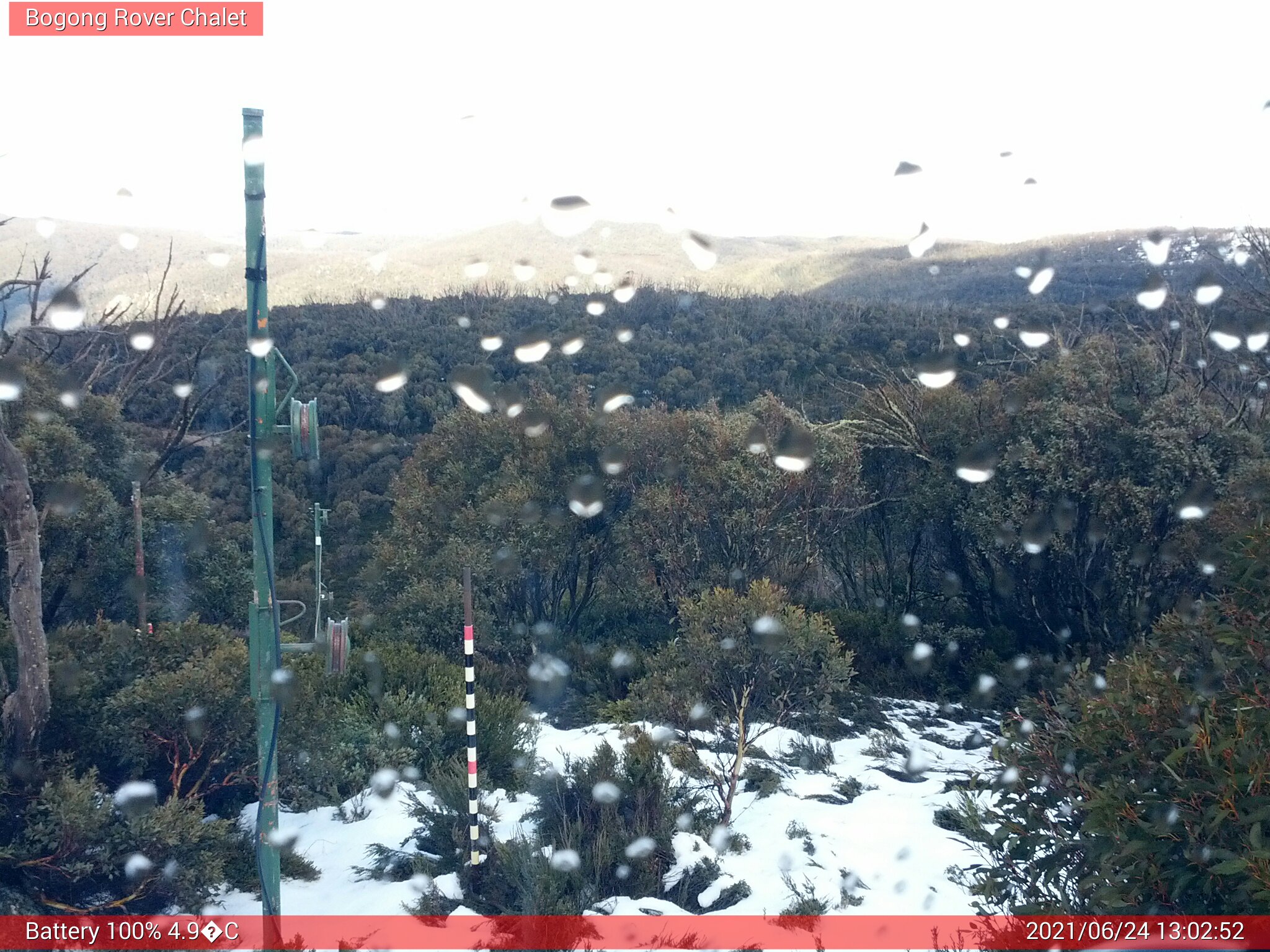 Bogong Web Cam 1:02pm Thursday 24th of June 2021