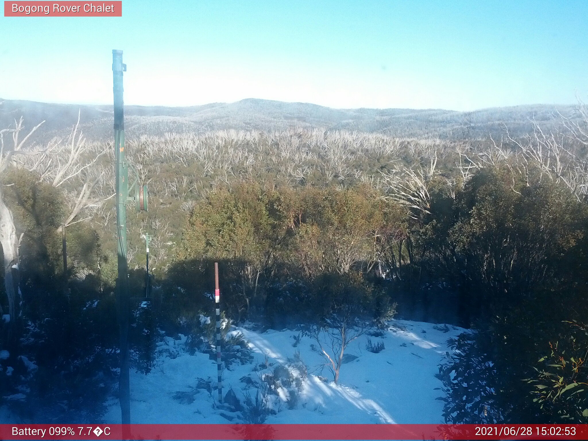 Bogong Web Cam 3:02pm Monday 28th of June 2021