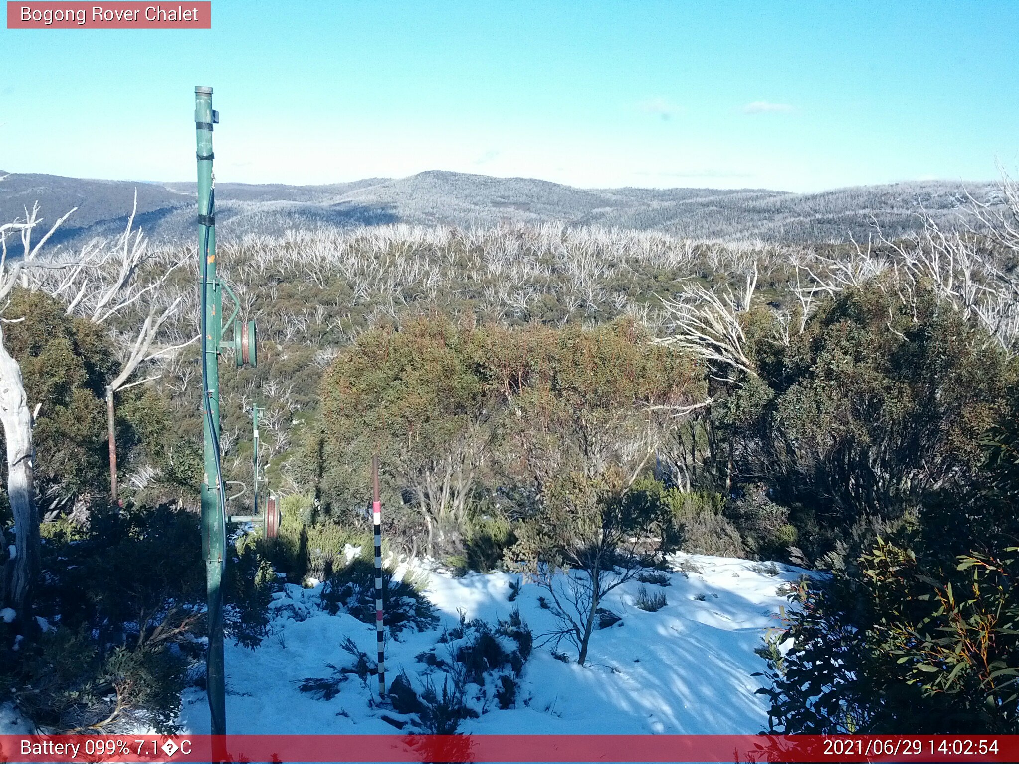 Bogong Web Cam 2:02pm Tuesday 29th of June 2021