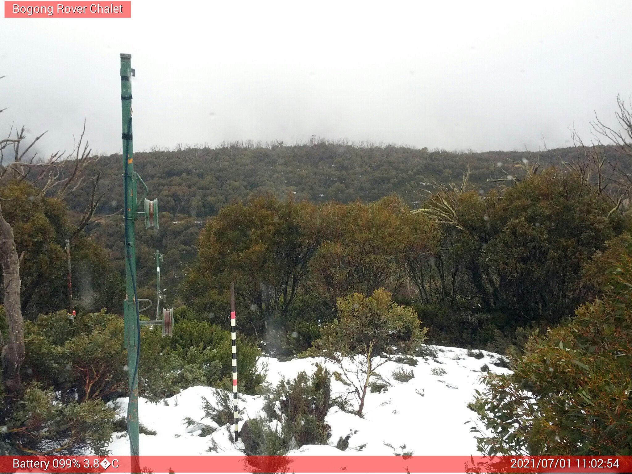 Bogong Web Cam 11:02am Thursday 1st of July 2021