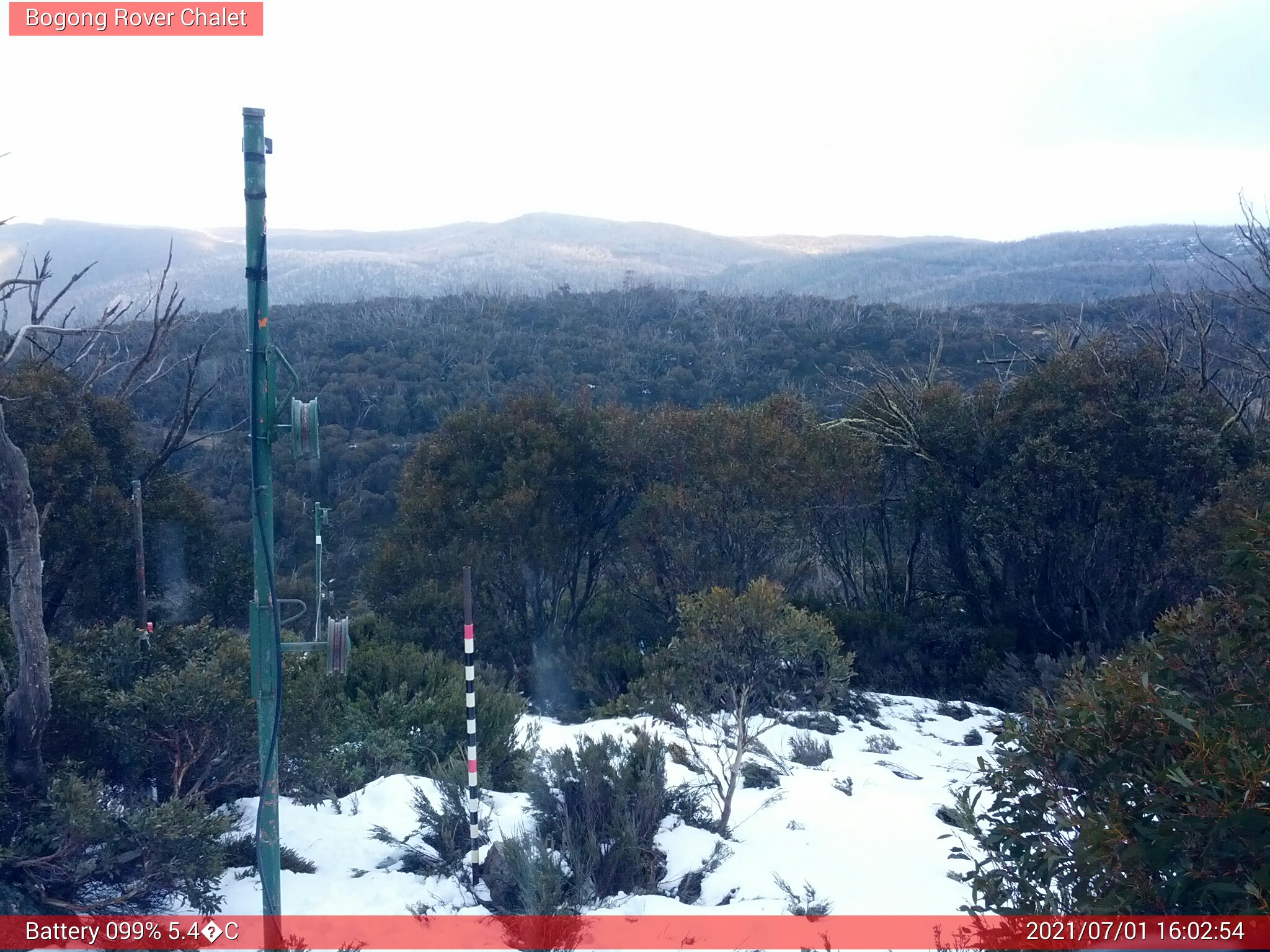 Bogong Web Cam 4:02pm Thursday 1st of July 2021