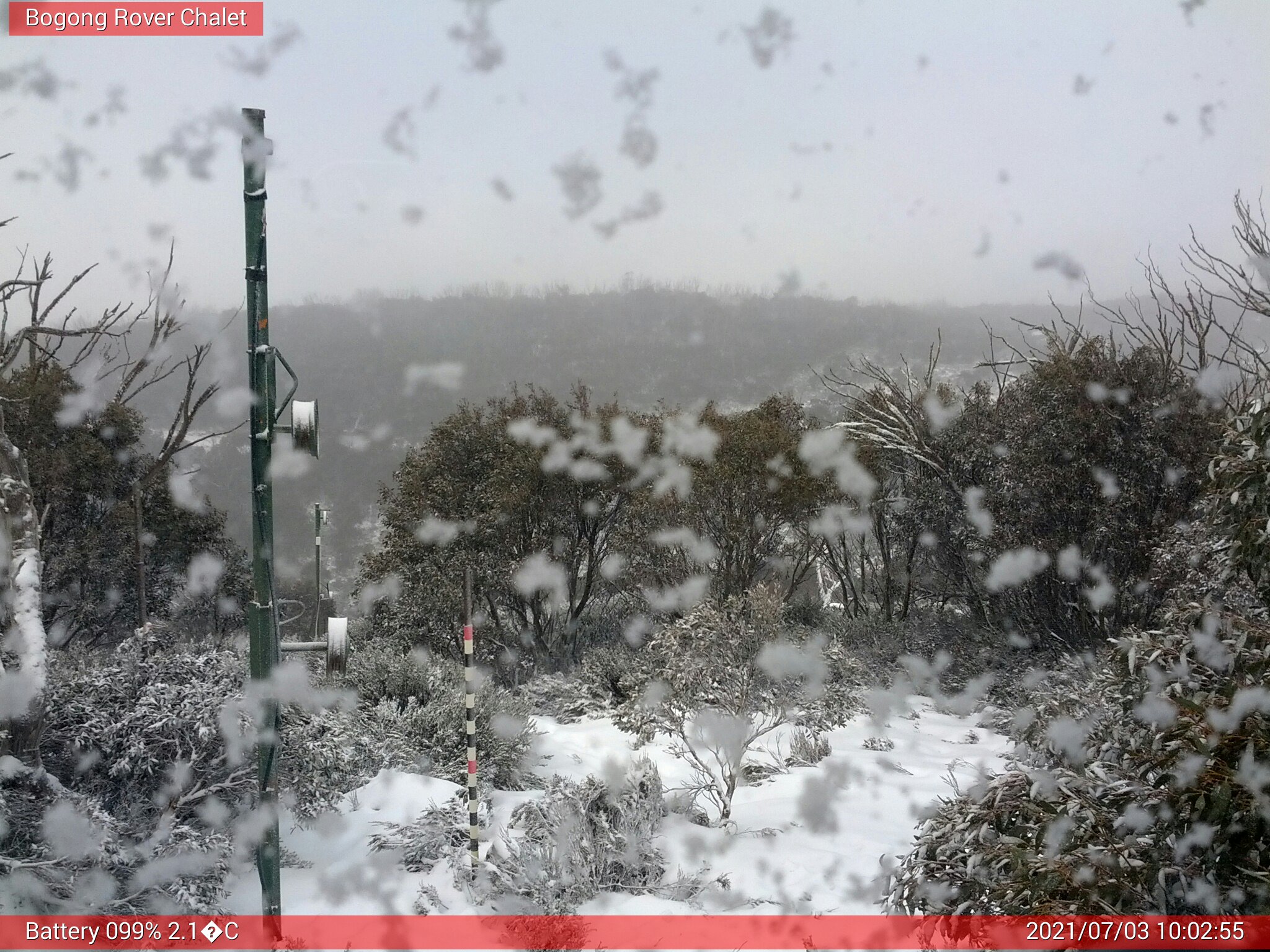 Bogong Web Cam 10:02am Saturday 3rd of July 2021