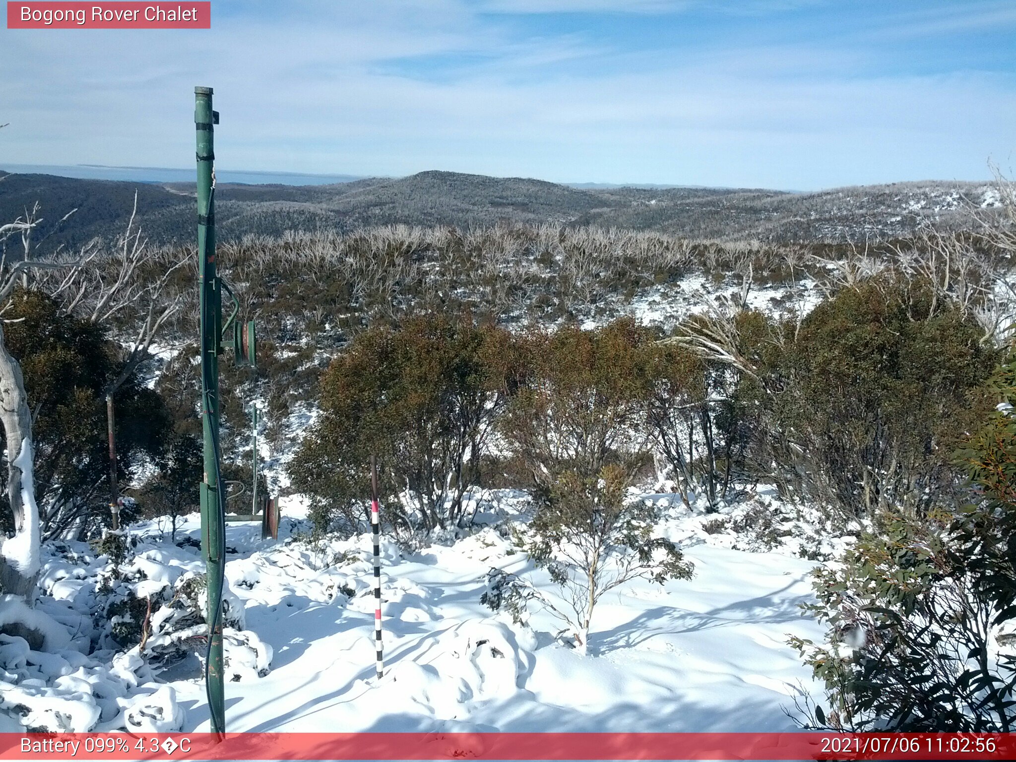 Bogong Web Cam 11:02am Tuesday 6th of July 2021