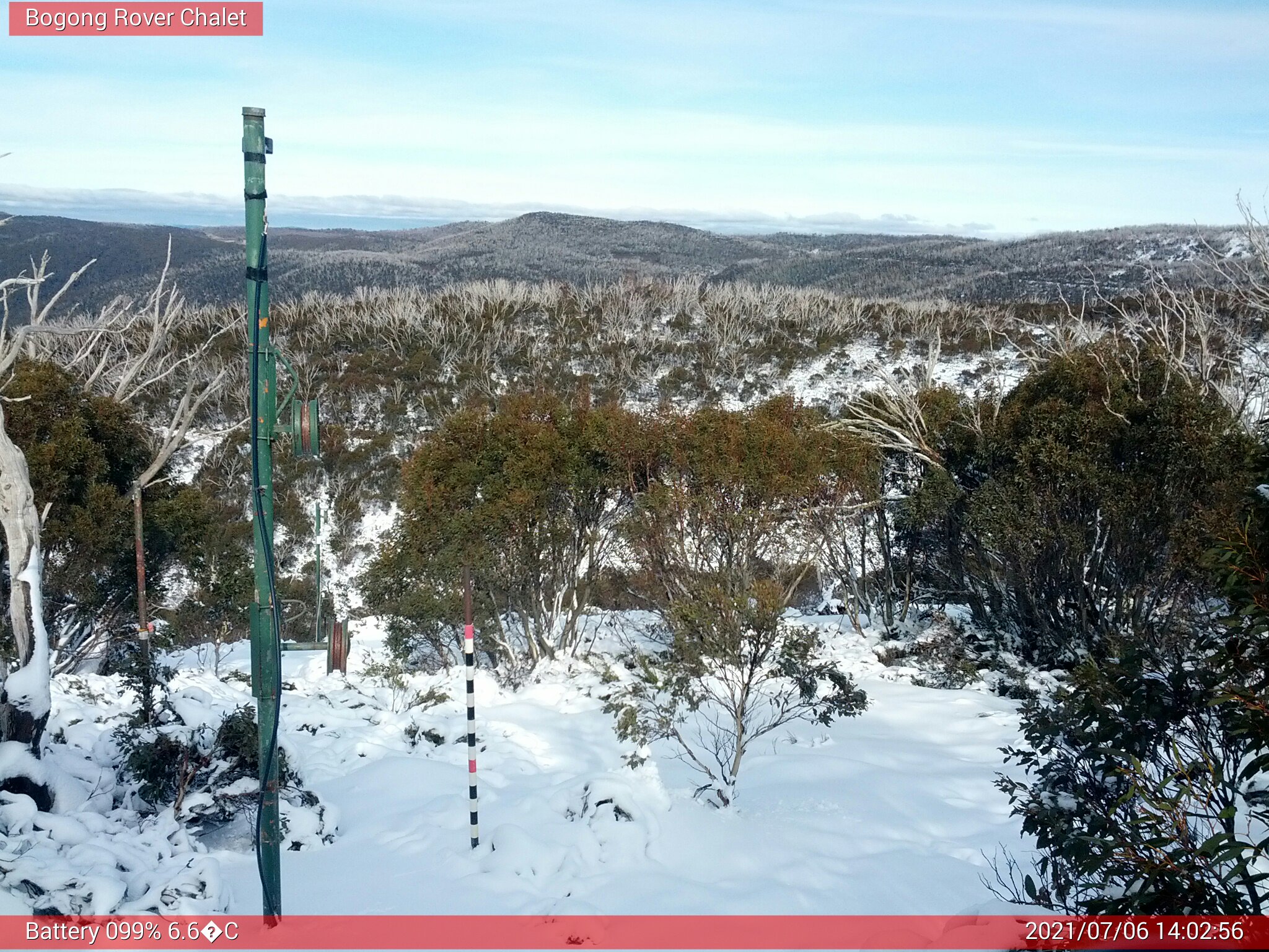 Bogong Web Cam 2:02pm Tuesday 6th of July 2021