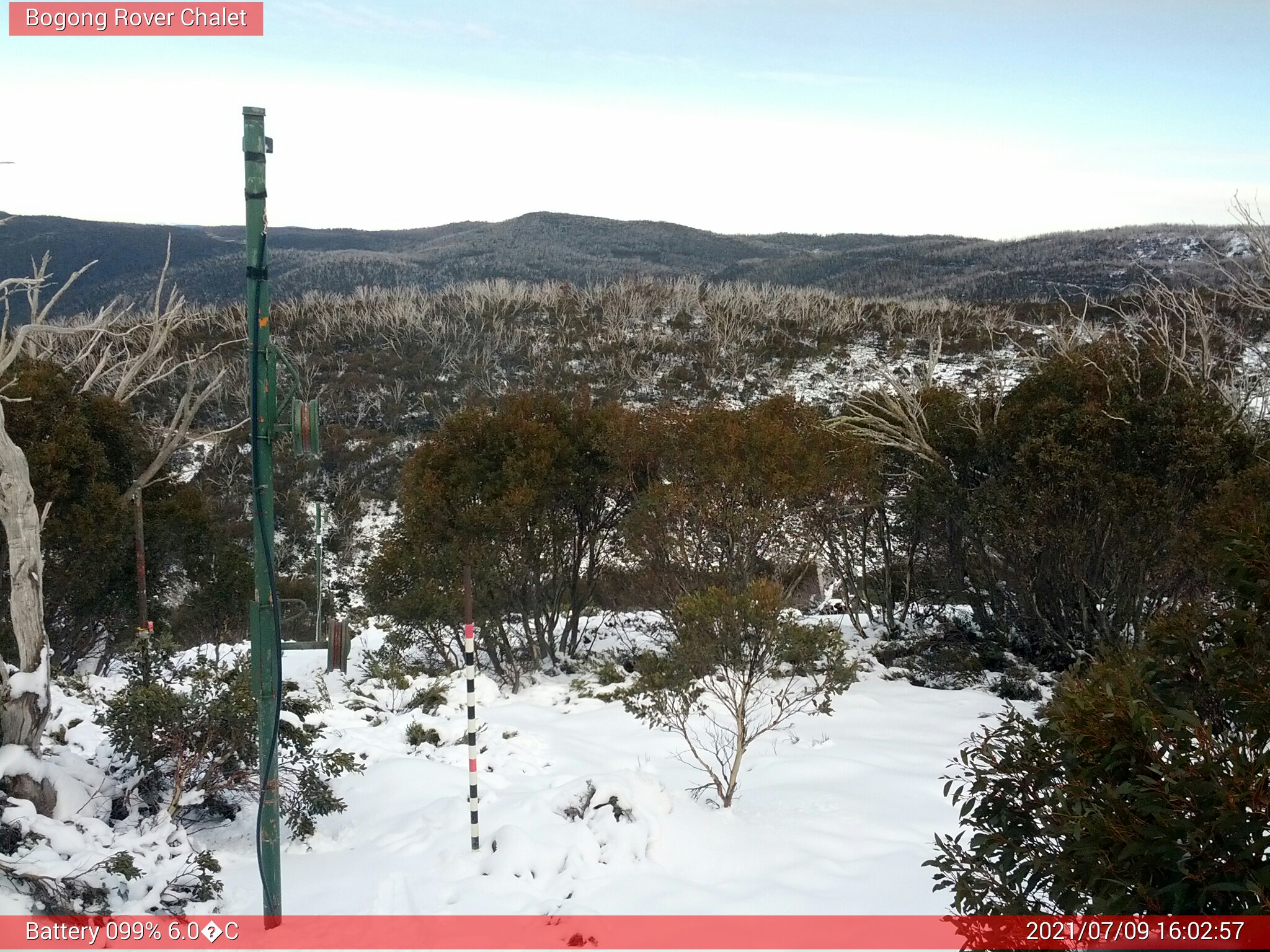 Bogong Web Cam 4:02pm Friday 9th of July 2021