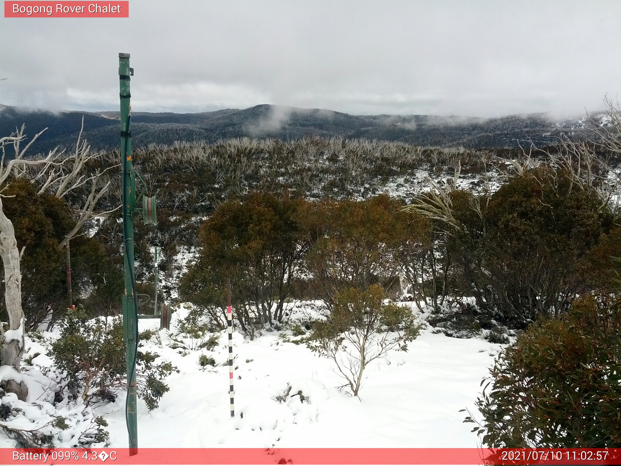 Bogong Web Cam 11:02am Saturday 10th of July 2021