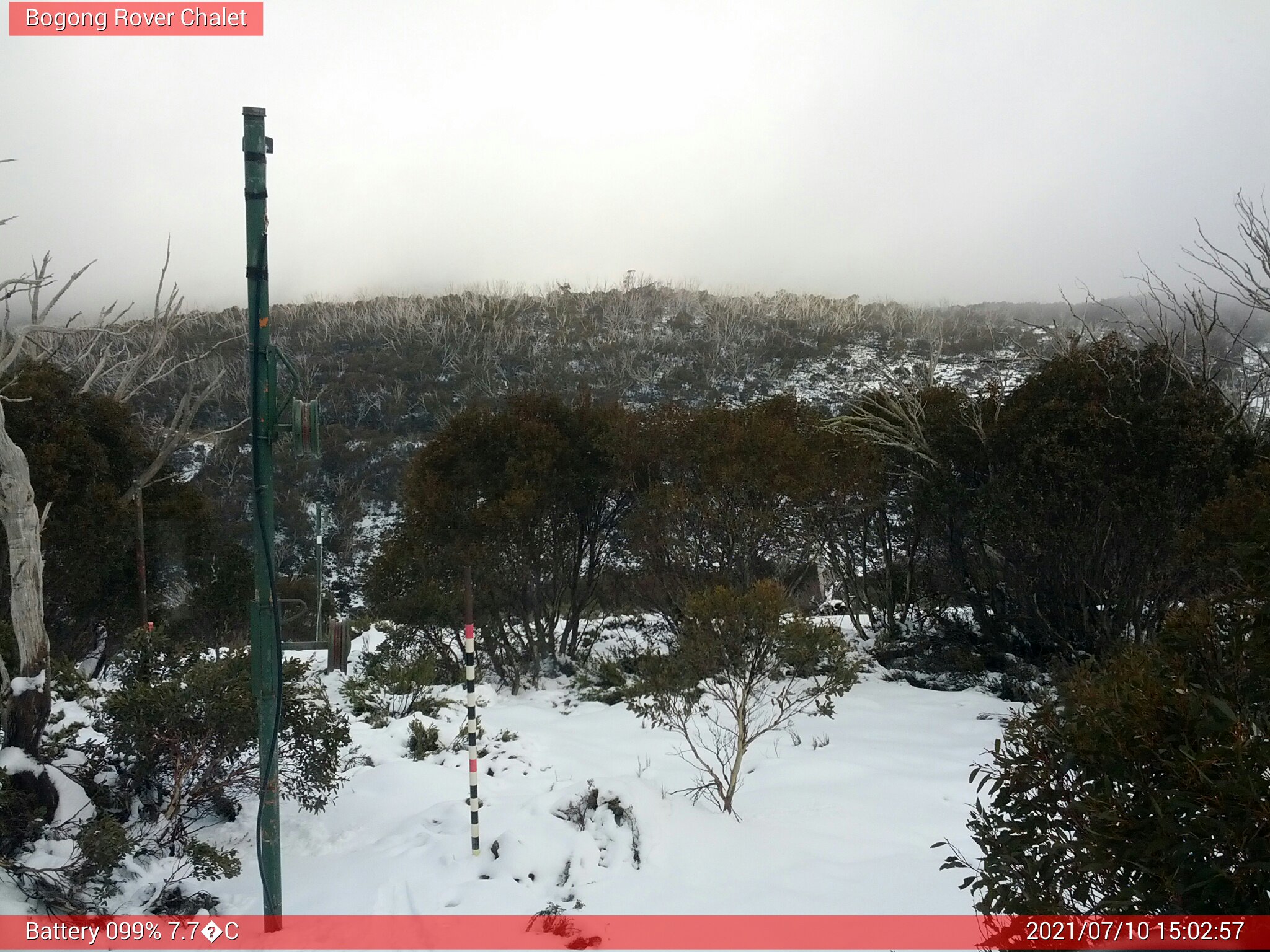 Bogong Web Cam 3:02pm Saturday 10th of July 2021