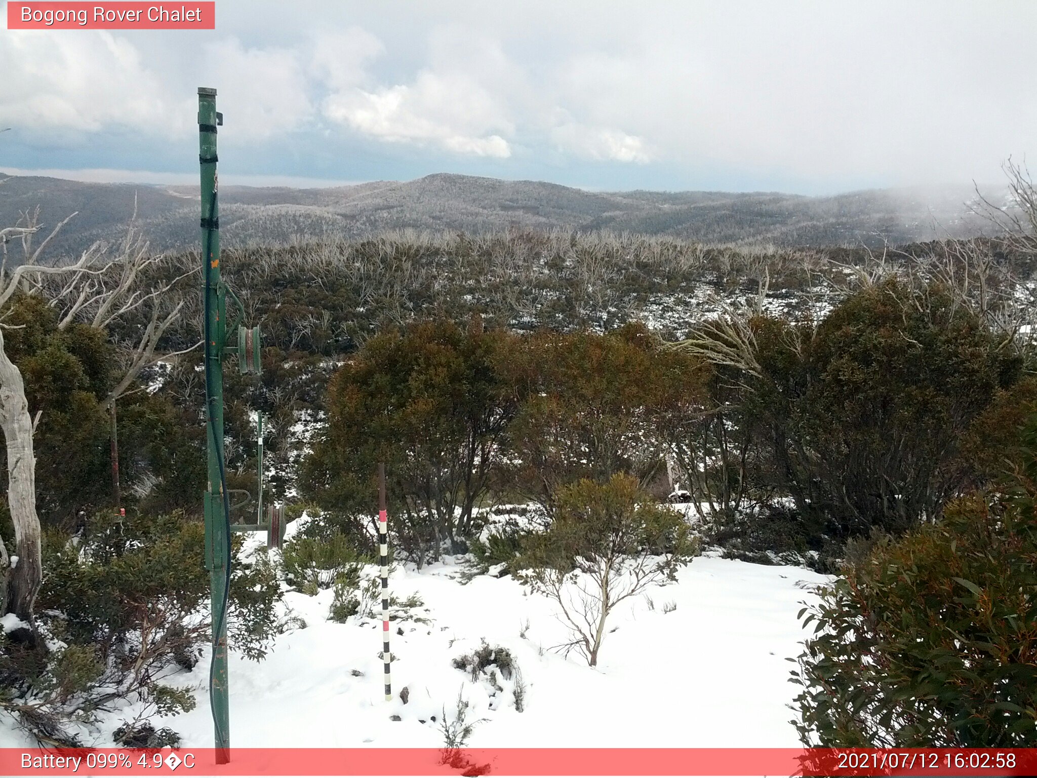 Bogong Web Cam 4:02pm Monday 12th of July 2021