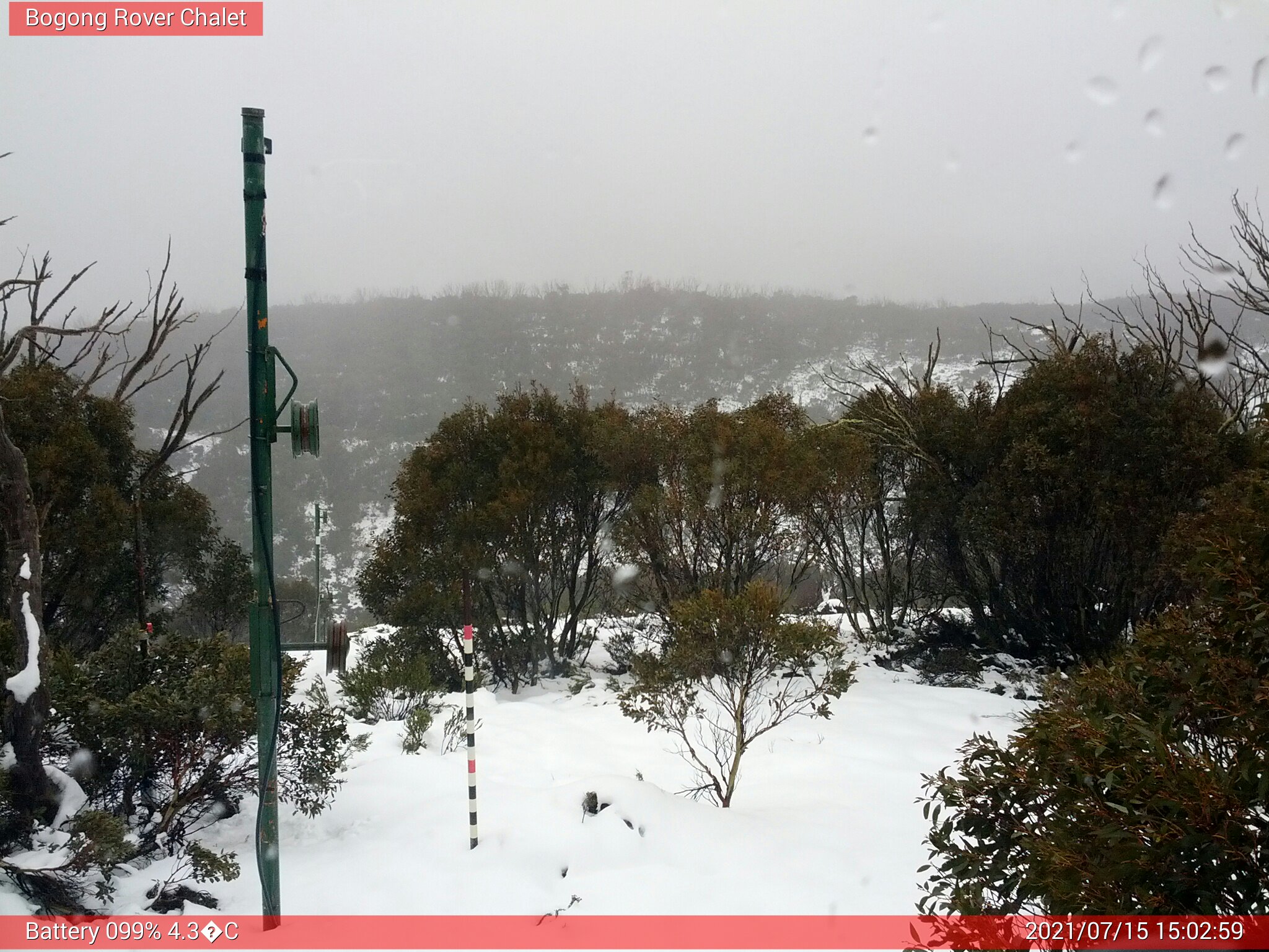 Bogong Web Cam 3:02pm Thursday 15th of July 2021