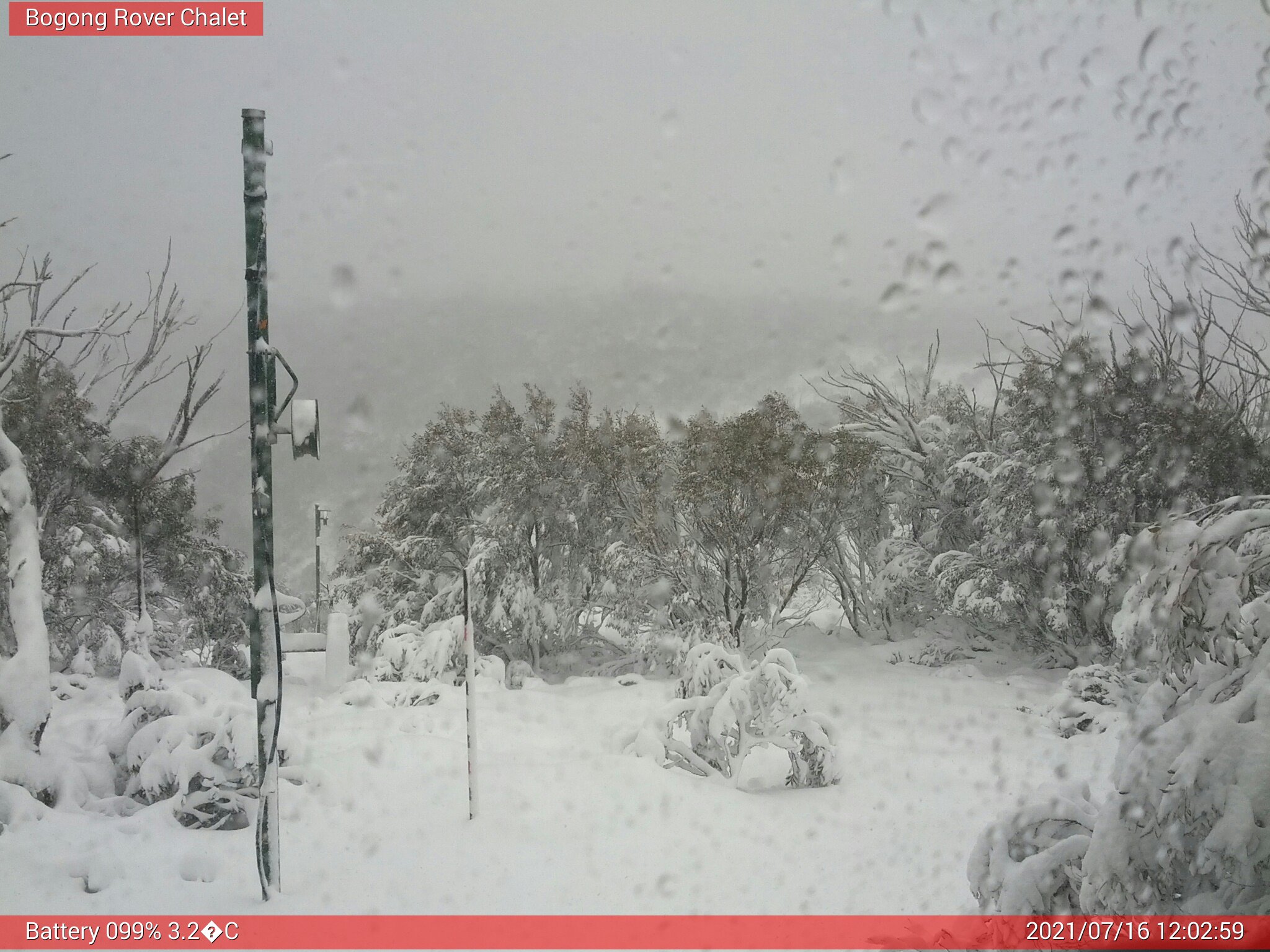 Bogong Web Cam 12:02pm Friday 16th of July 2021