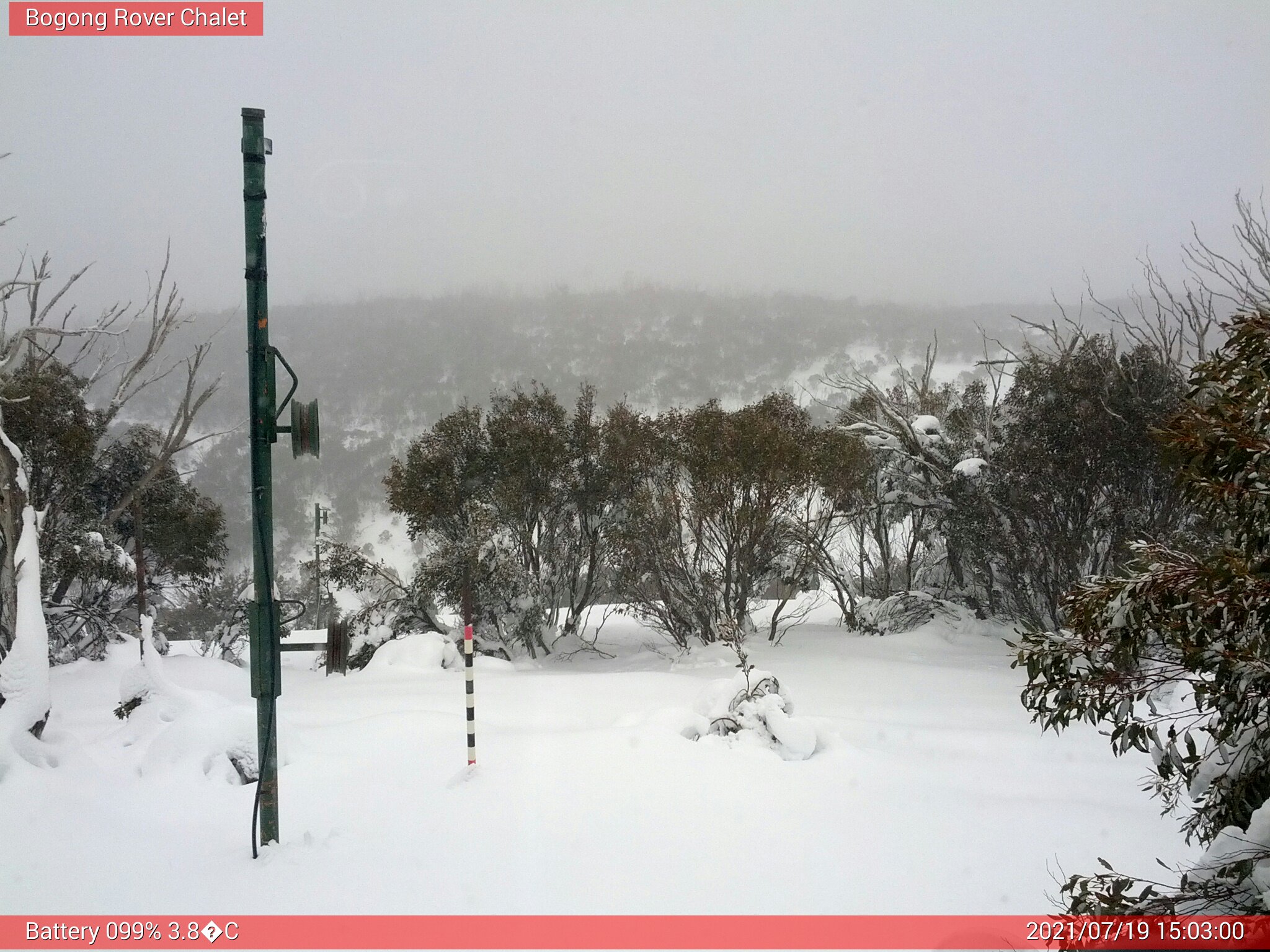 Bogong Web Cam 3:02pm Monday 19th of July 2021